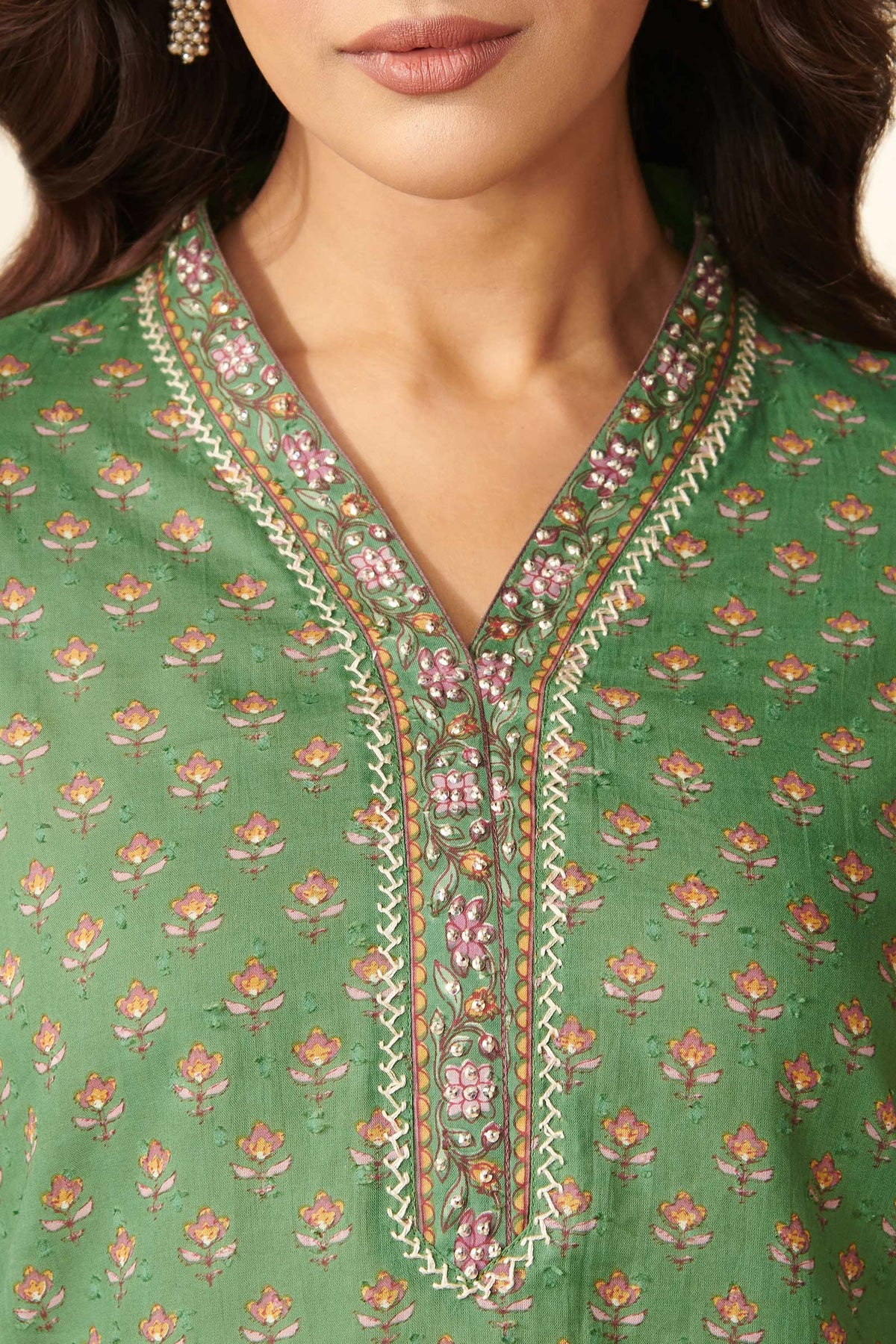 Gauhar Darya Sanganeri Top