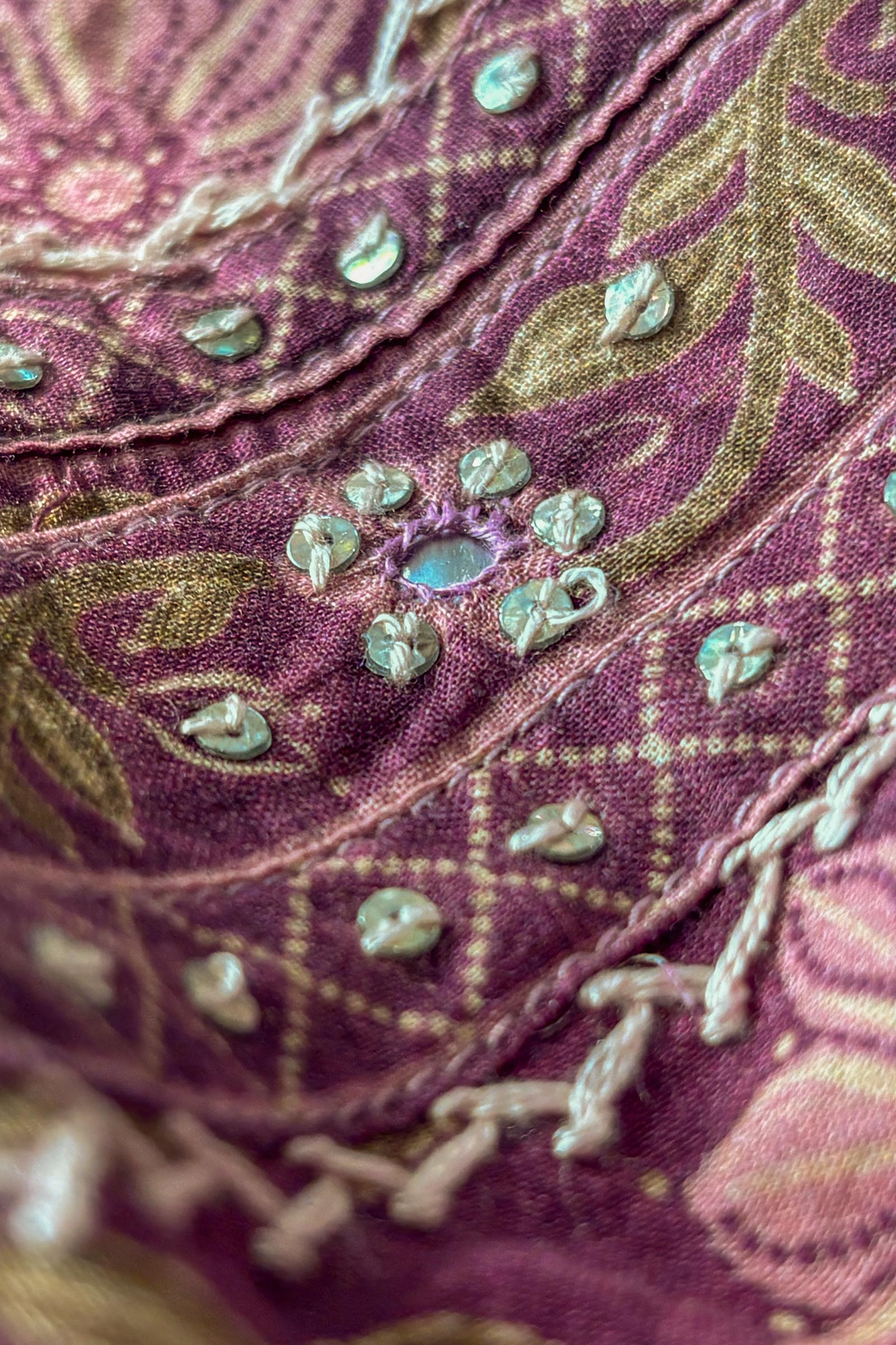 Surplus: Roz Meher Falak Kurta