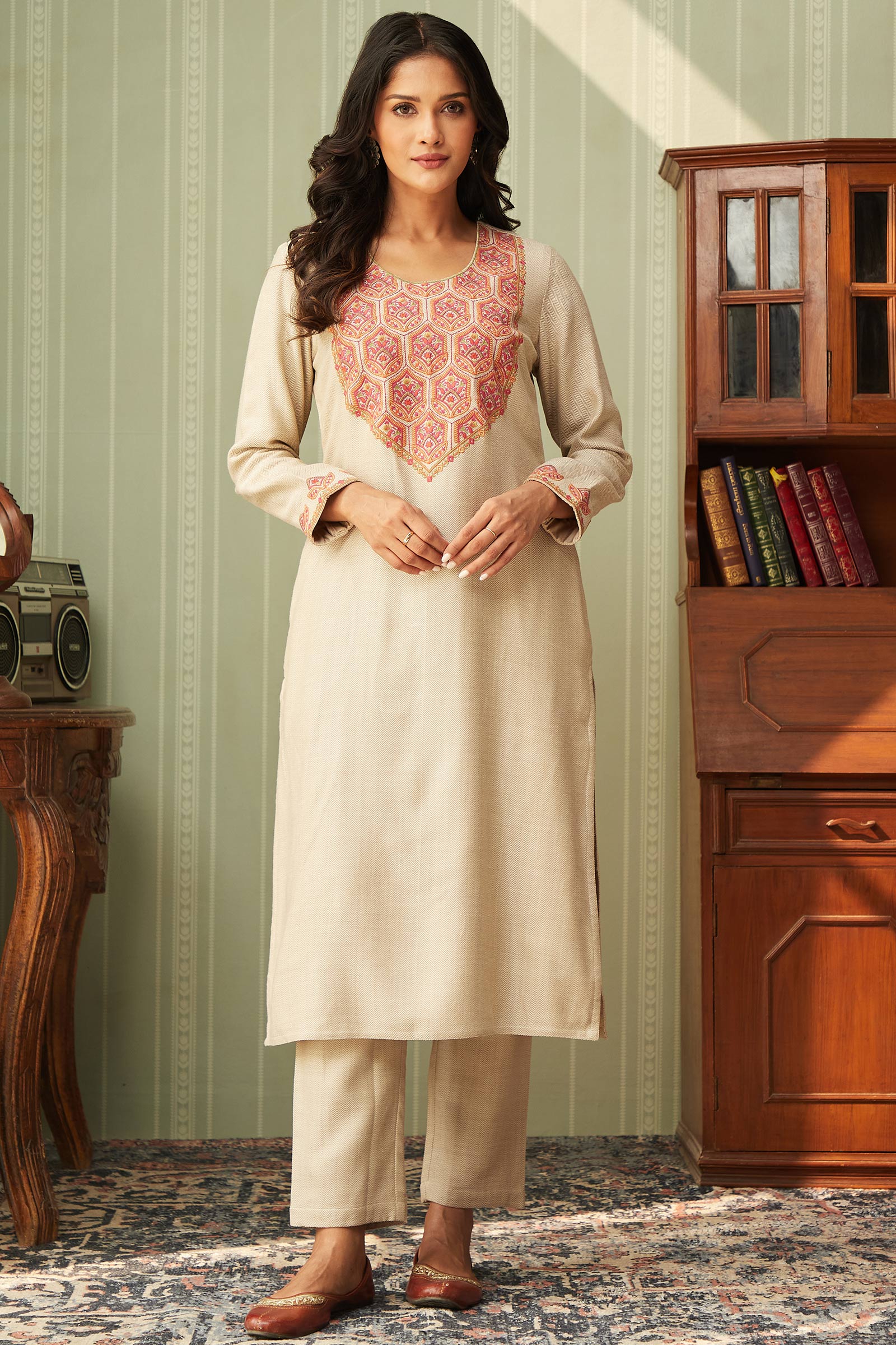 Naadirah Zainab Faux Wool Kurta
