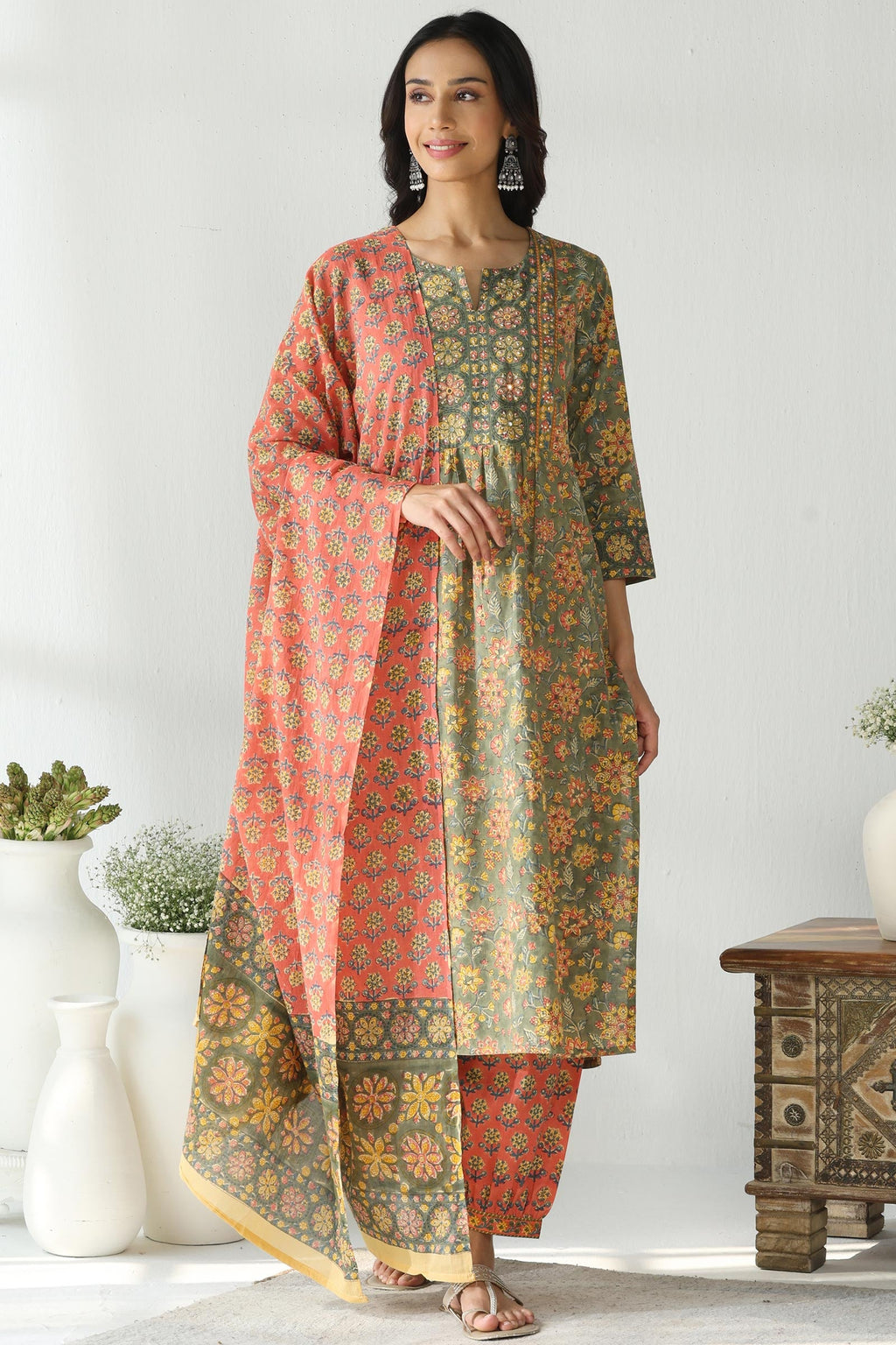 Surplus: Nayanjal Zainab Sanganeri Dupatta