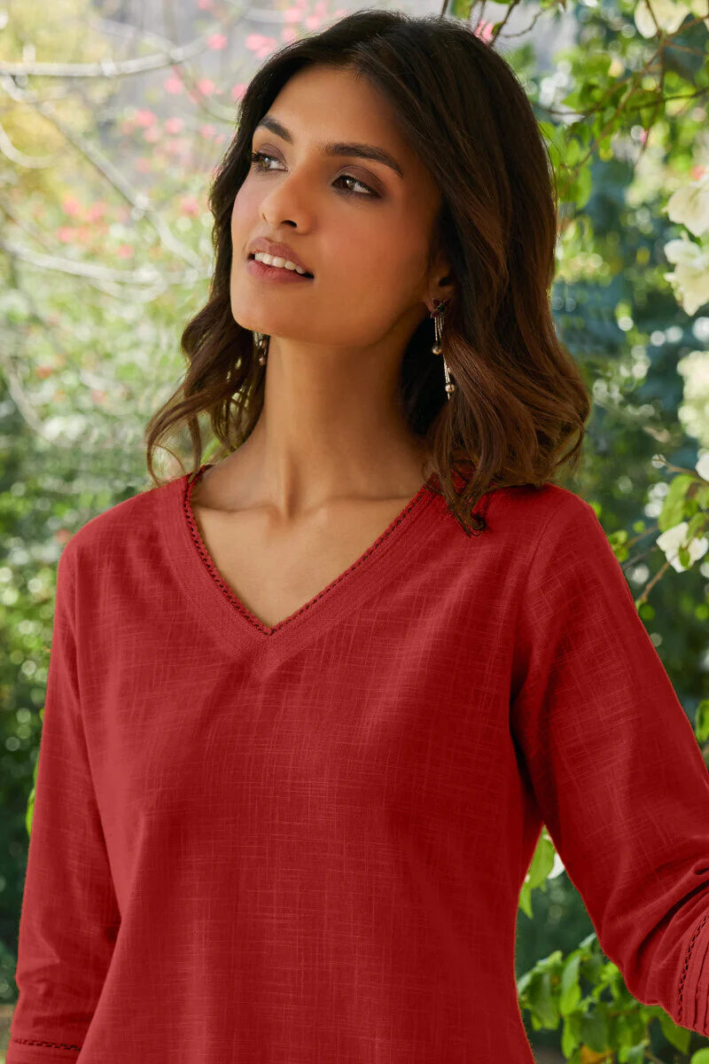 Surplus: Roza Seerat Red Kurta