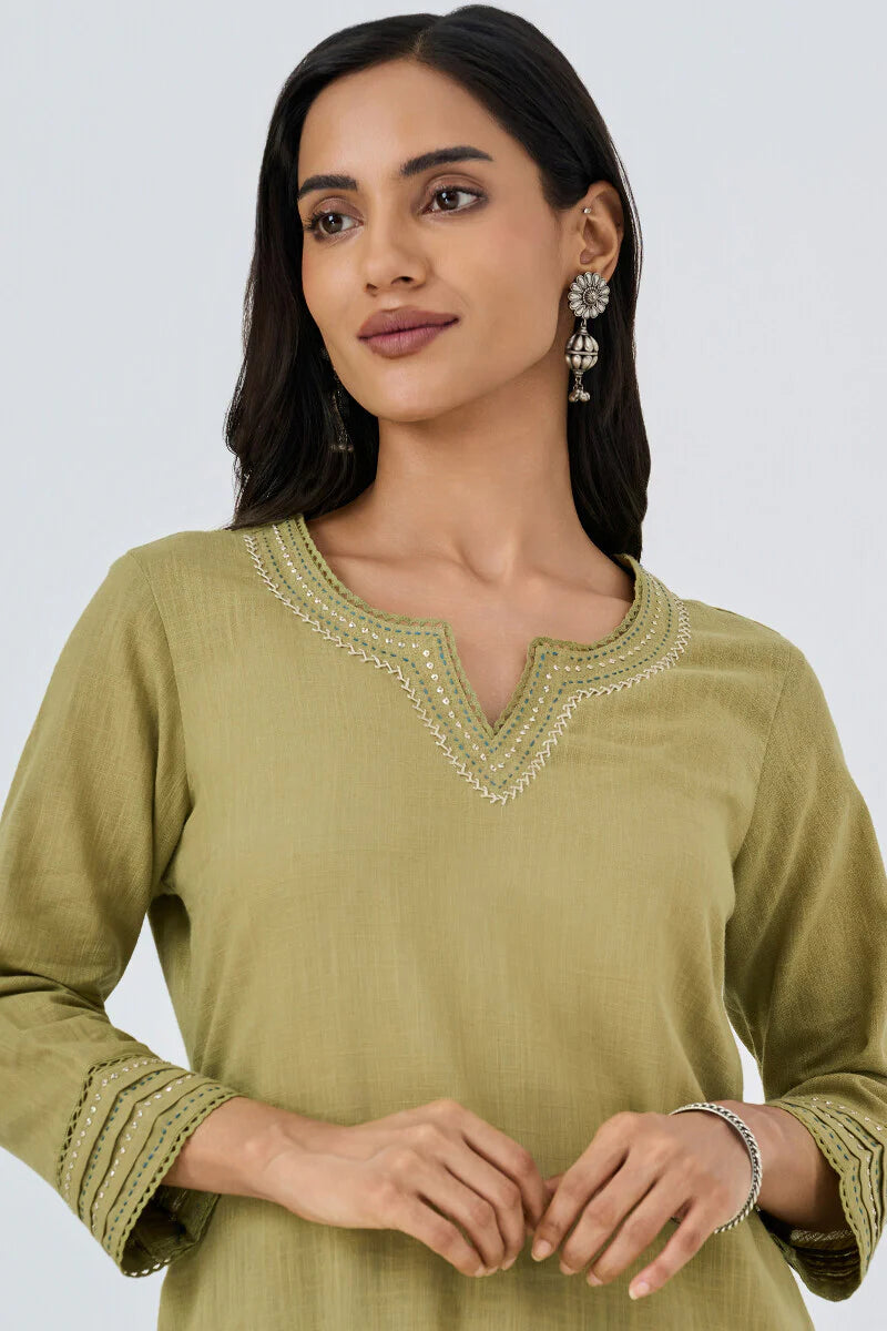 Surplus: Roza Seerat Sage Green Kurta