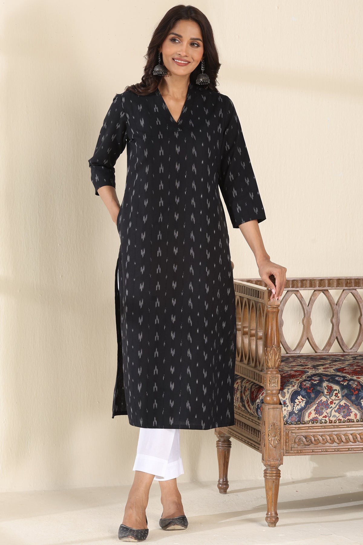Gulbarg Rumaisa Narrow Pants