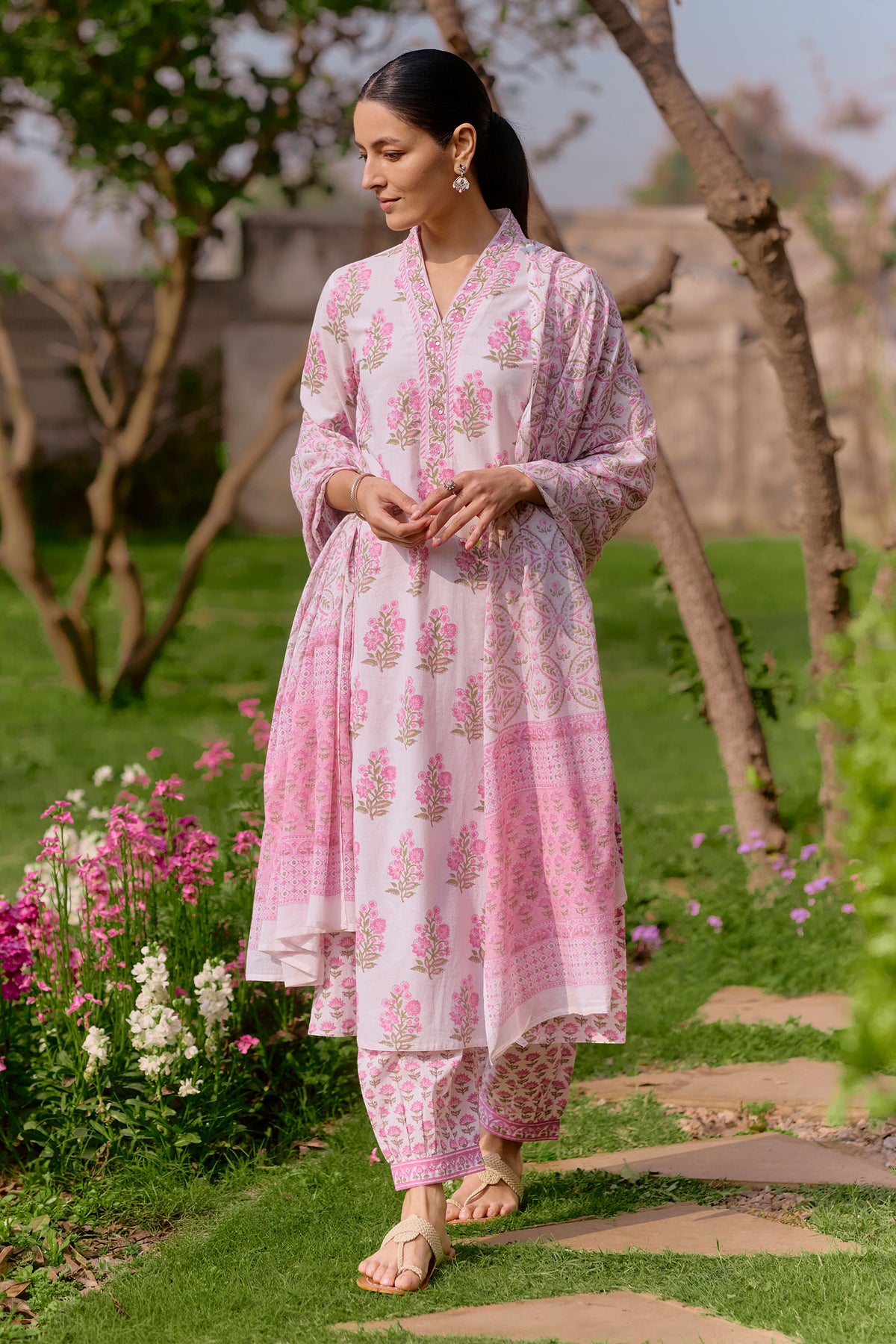 Gulbahar Zubeida Sanganeri Izhaar Pants