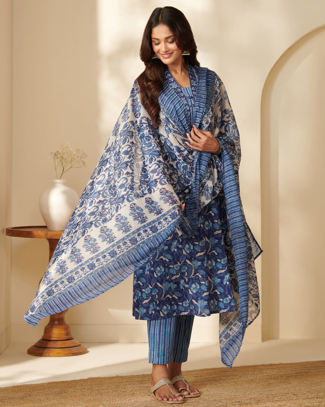 Neelofar Pariza Sanganeri Narrow Pants