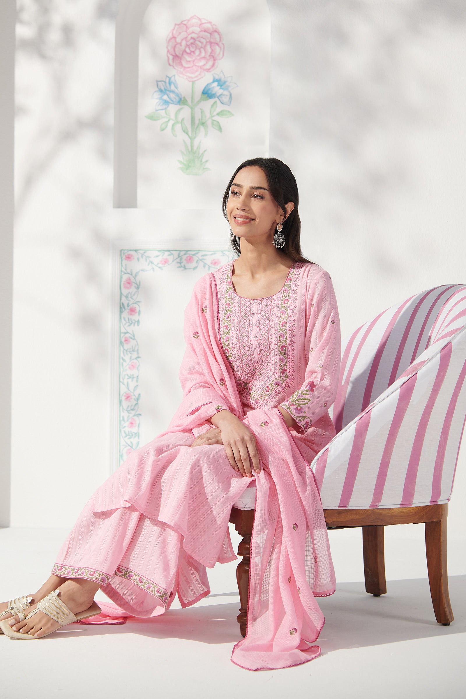 Surplus: Mehraab Rozinah Pink Dupatta