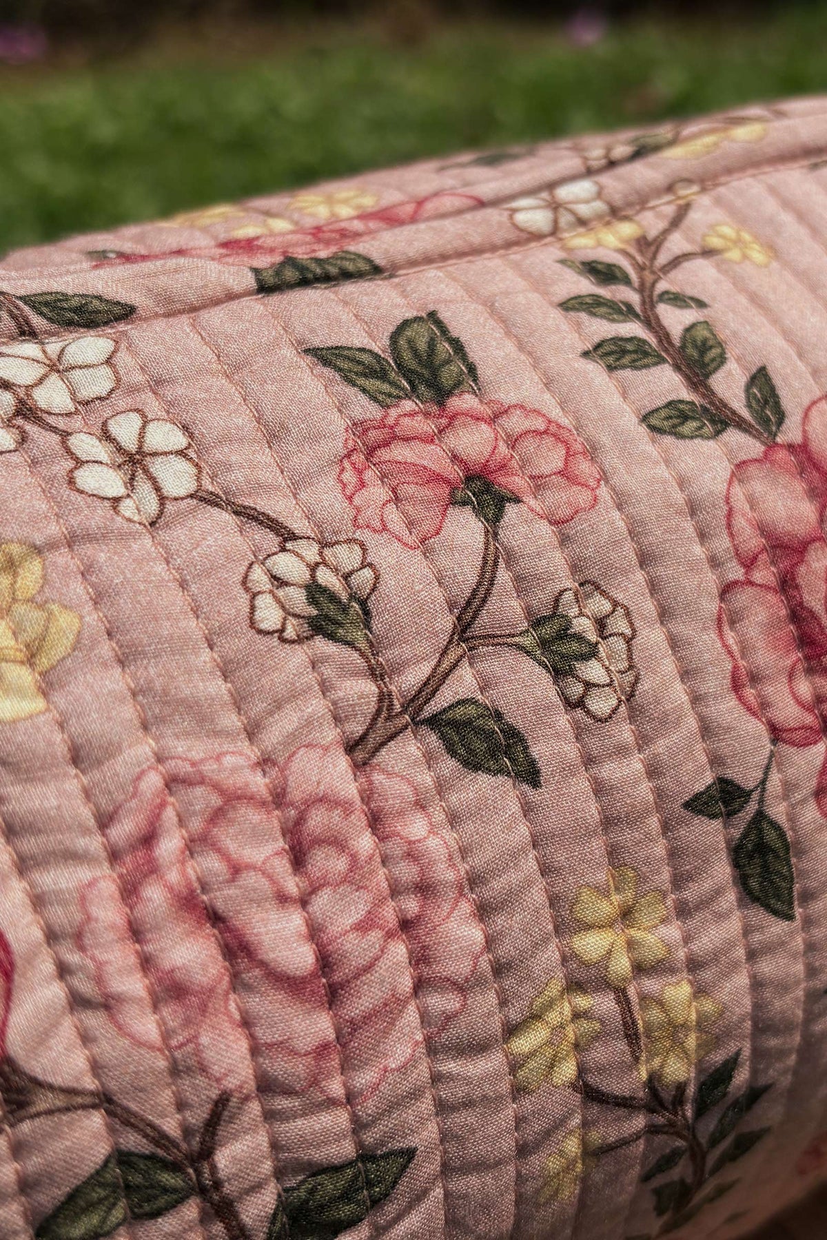 Roza Mehnoor Toiletry Pouch