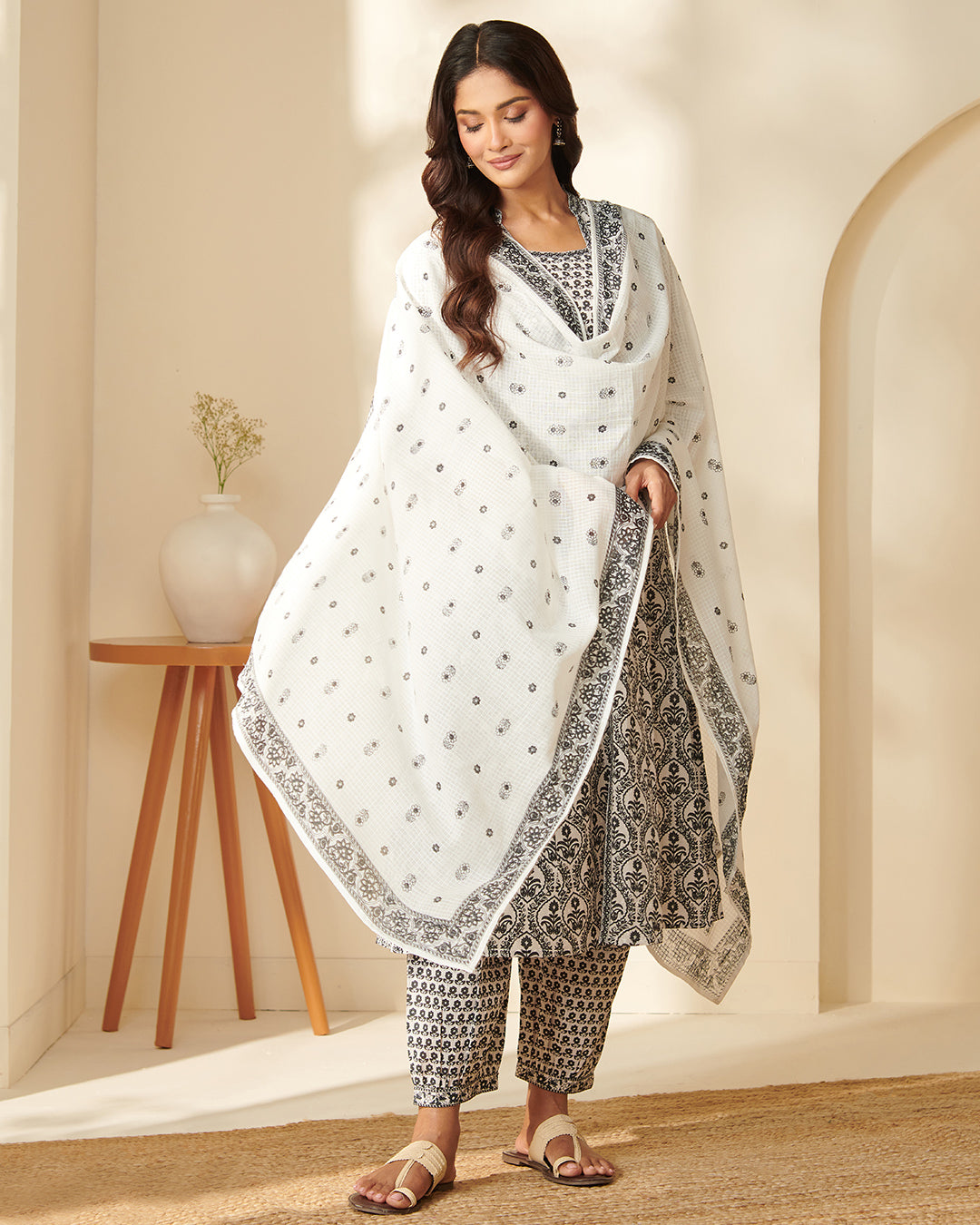Gauhar Fareeha Sanganeri Dupatta