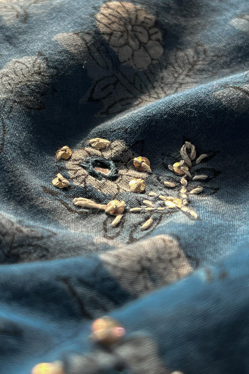 Surplus: Noor Aasira Bagru Kurta