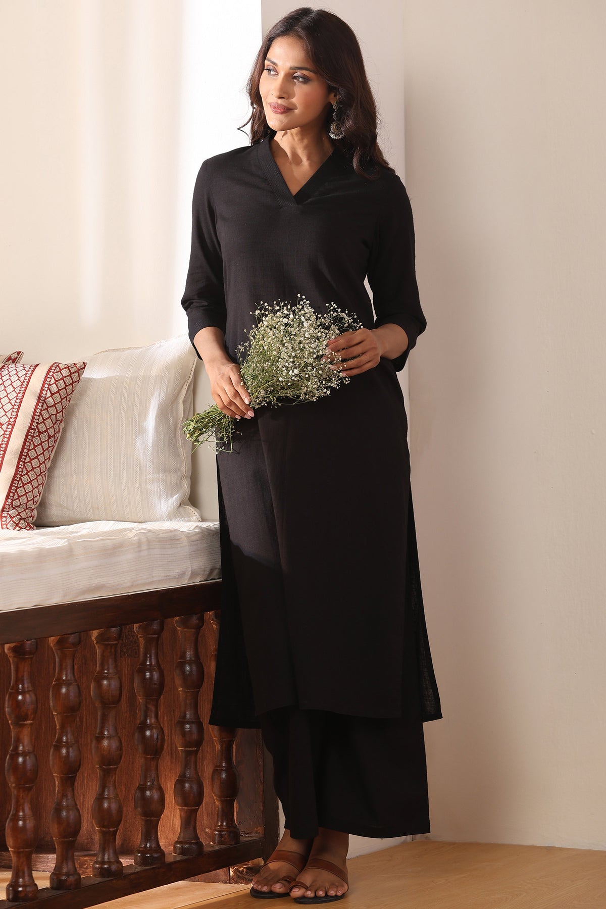 Roza Shaira Black Farsi