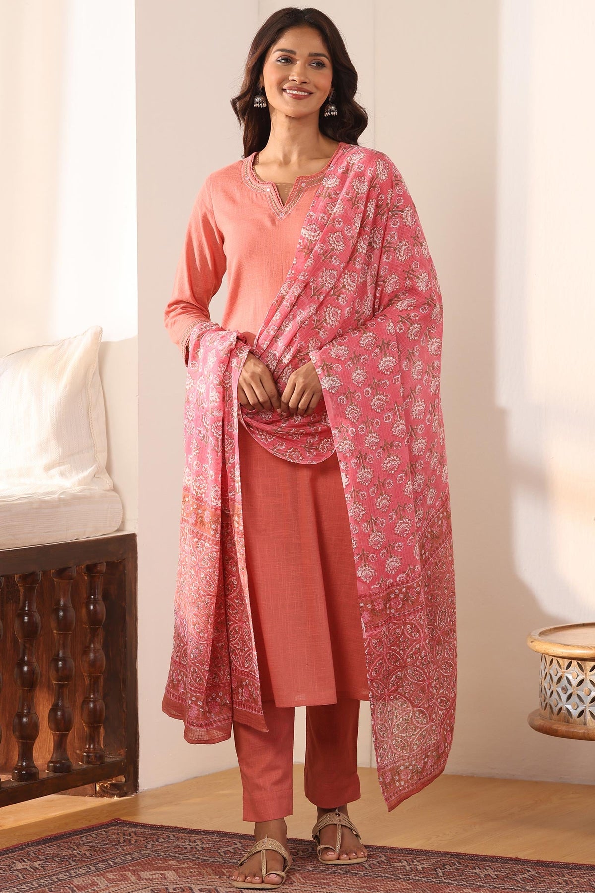 Surplus: Roza Raima Pink Narrow Pants