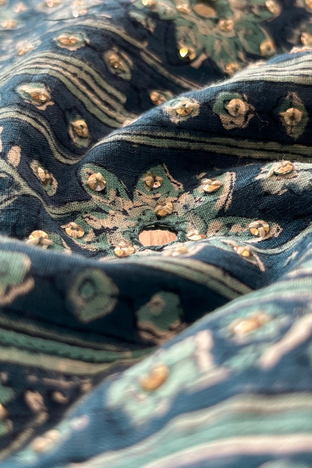 Surplus: Neelofar Aafiyah Sanganeri Kurta