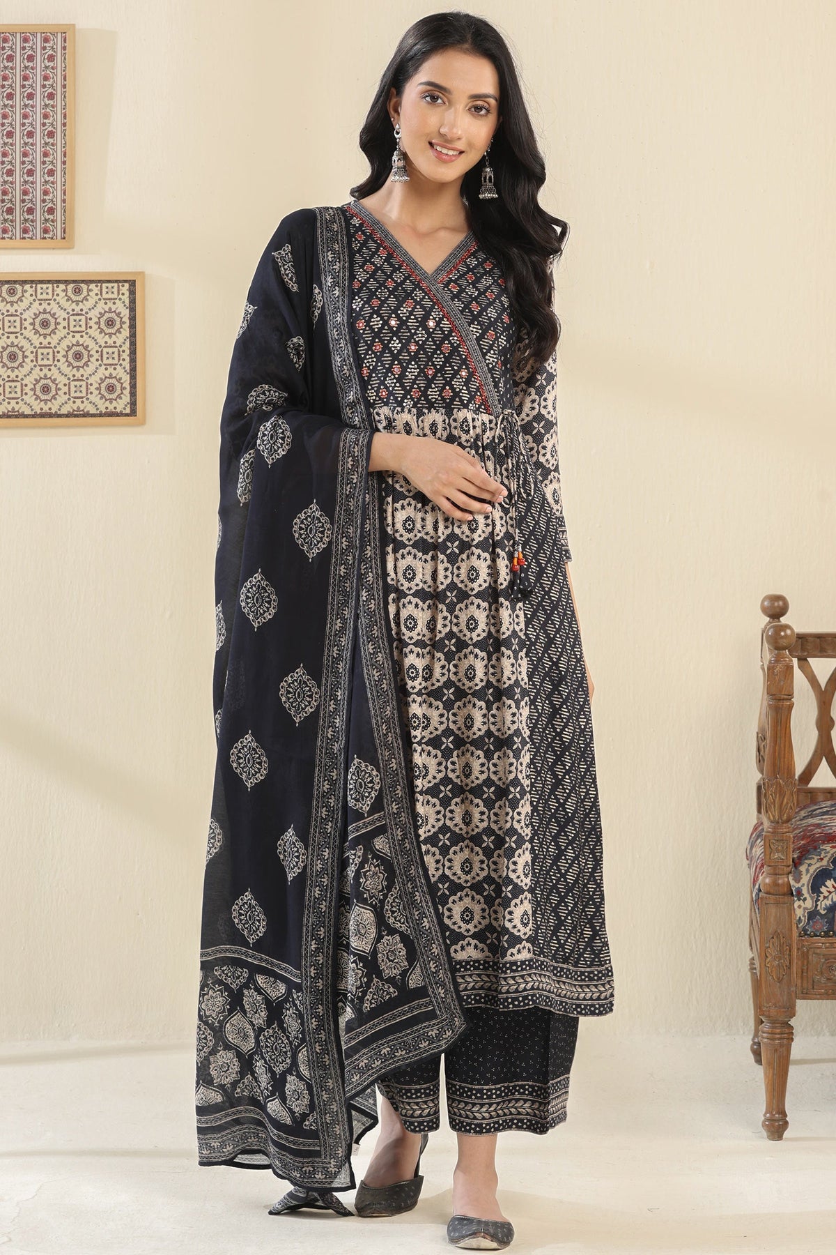 Surplus: Rangrez Sehreen Dupatta