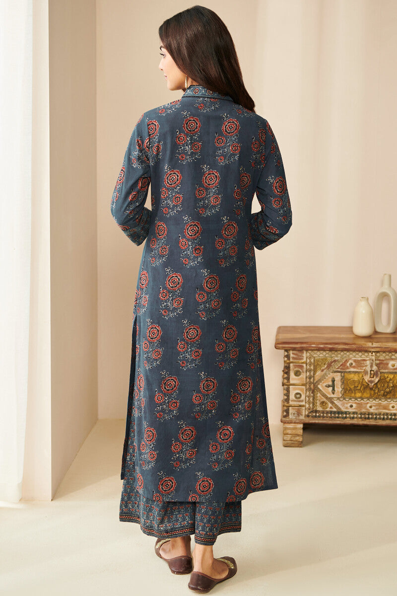 Sehra Zafina Ajrak Kurta