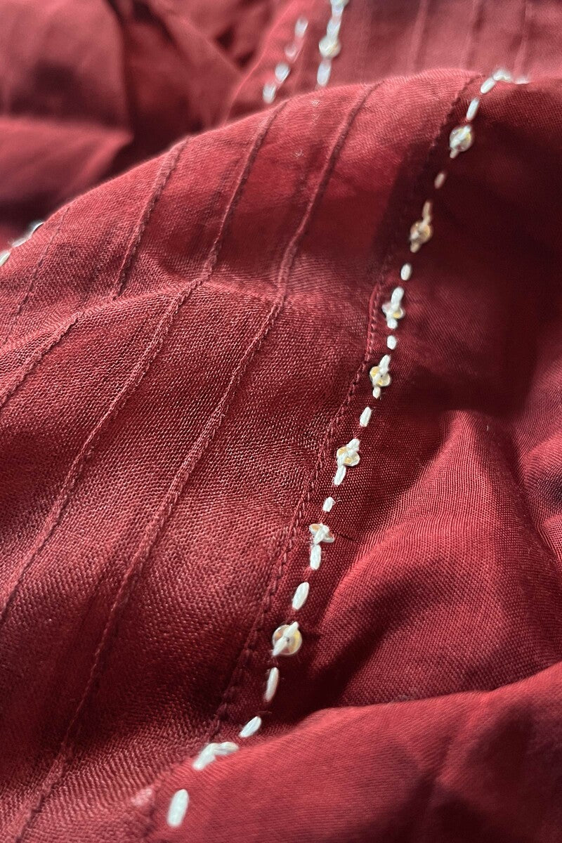 Zubeida Sareen Modal Farsi