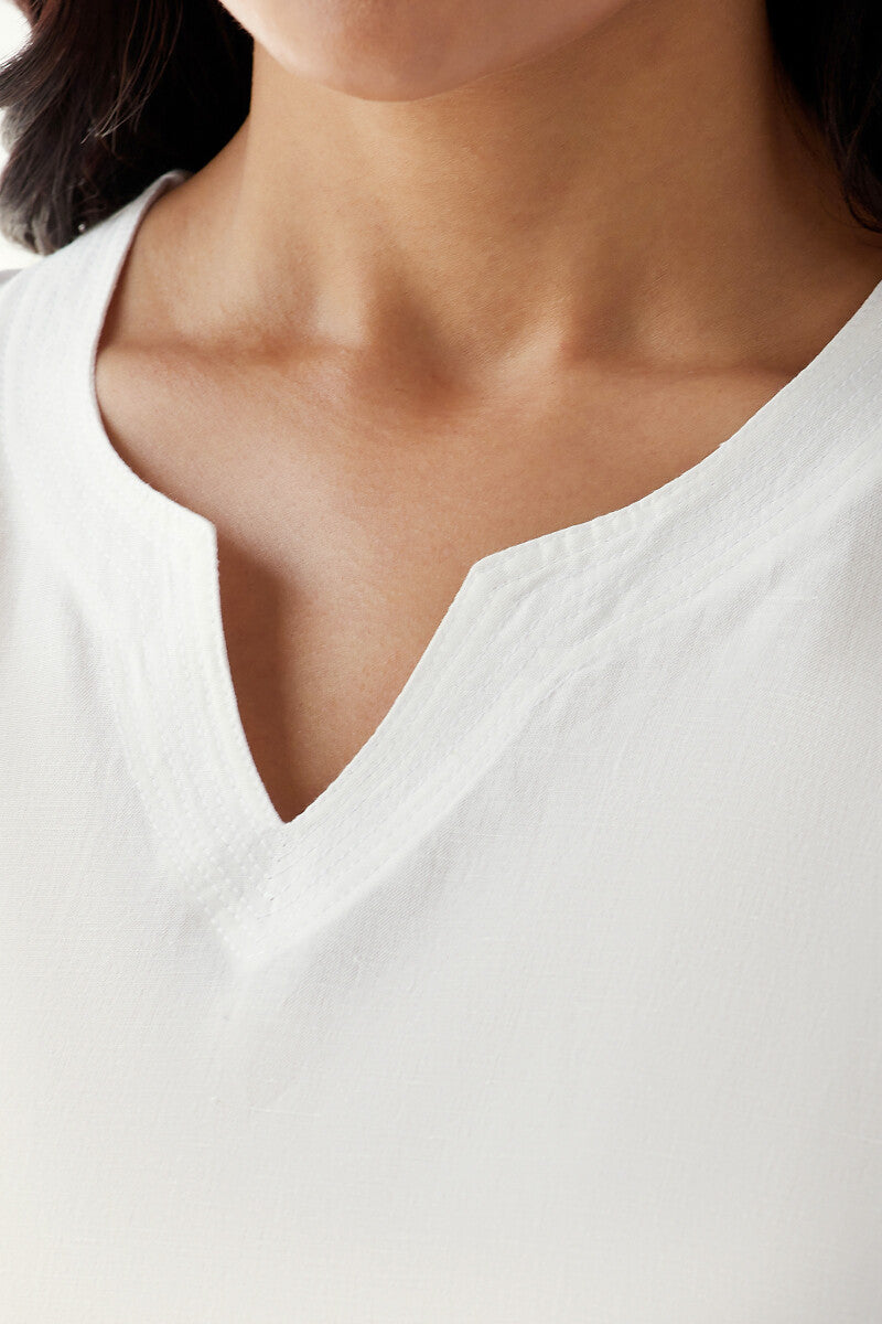 Naadirah Zoya White Cotton Linen Kurta