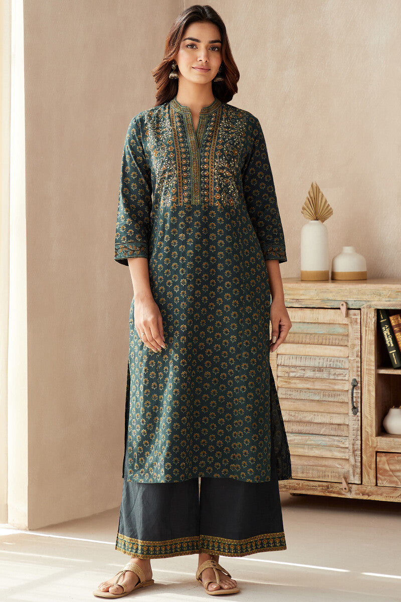Sehra Zafina Ajrak Kurta