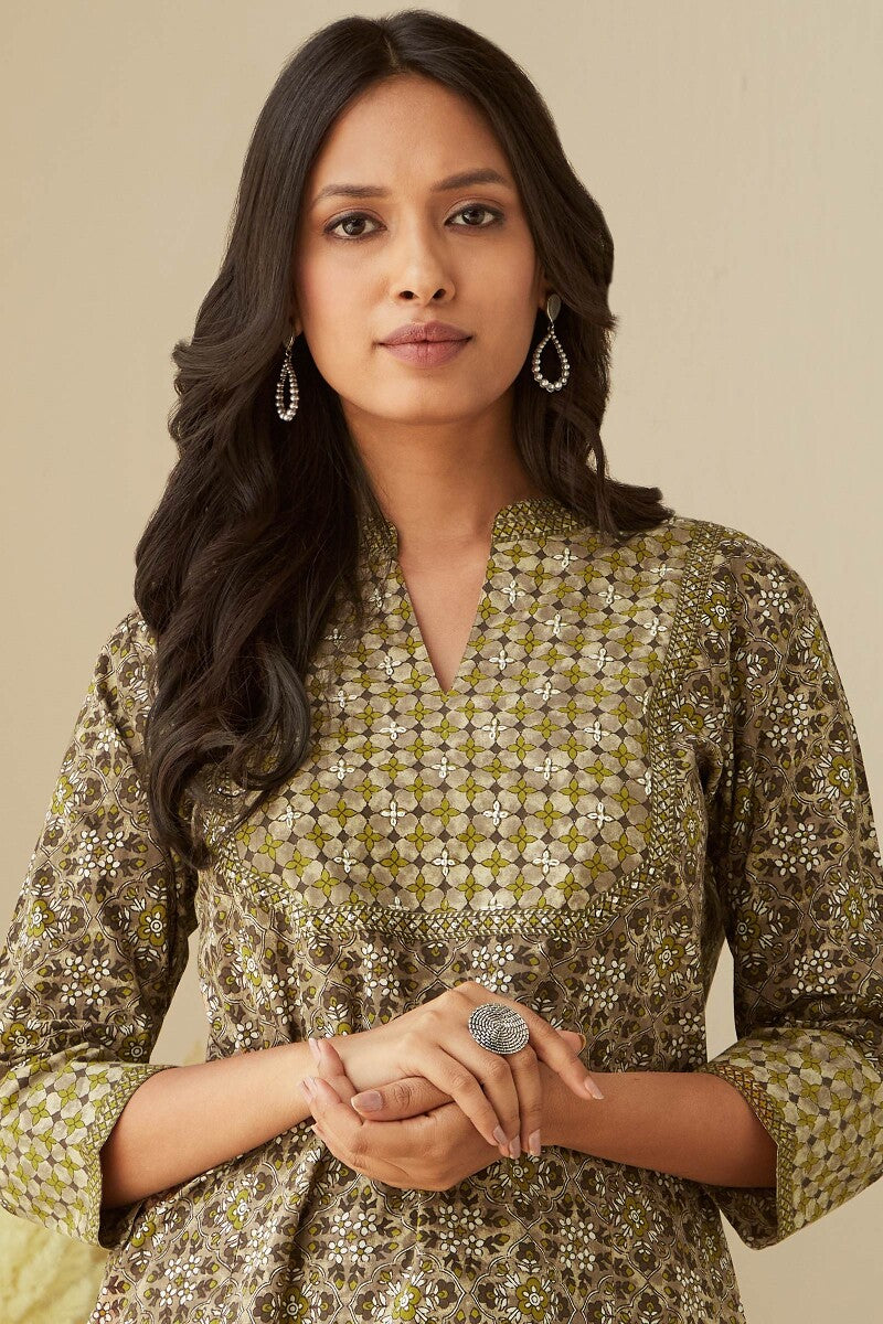 Gauhar Maira Kurta