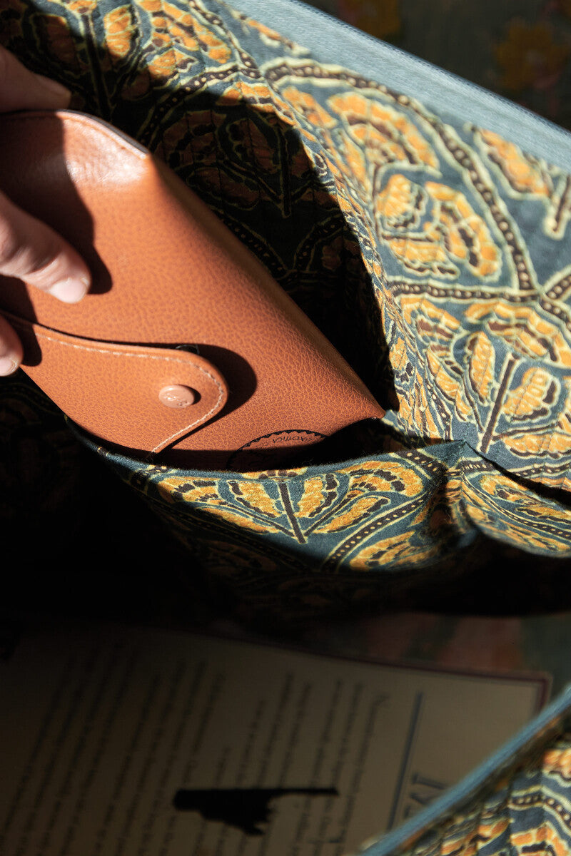 Roza Rehmat Duffel Bag