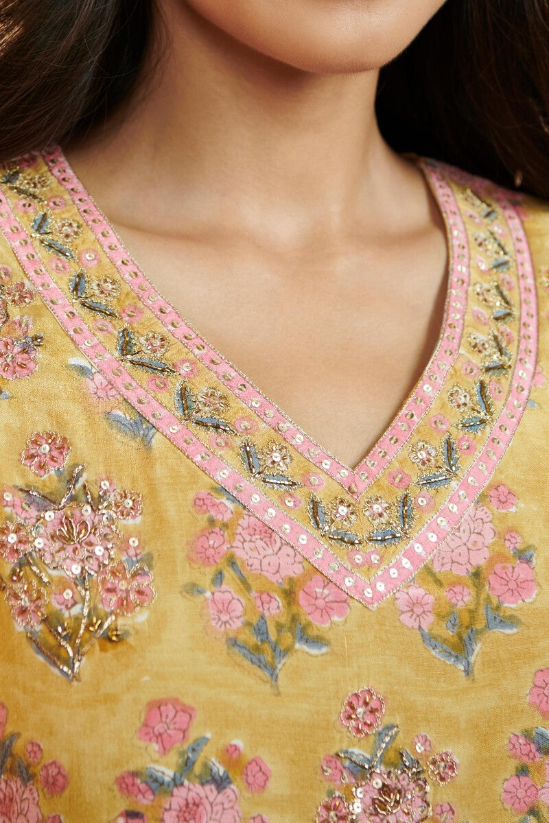 Shirin Kiara Sanganeri Modal Kurta