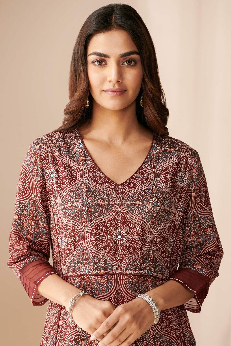 Zubeida Sareen Ajrak Modal Kurta