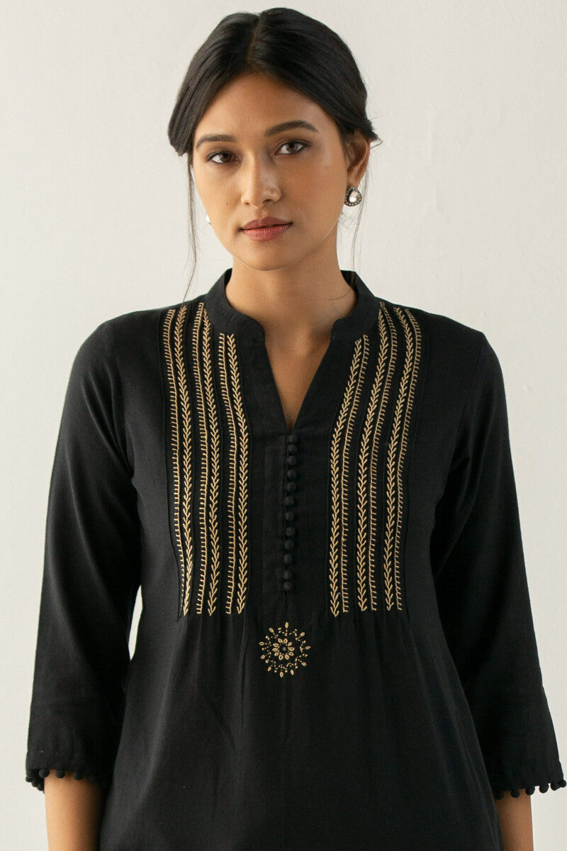 Kashida Maya Black Handloom Kurta