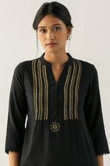 Kashida Maya Black Handloom Kurta