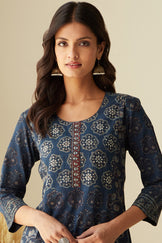 Rehnuma Azarin Kurta
