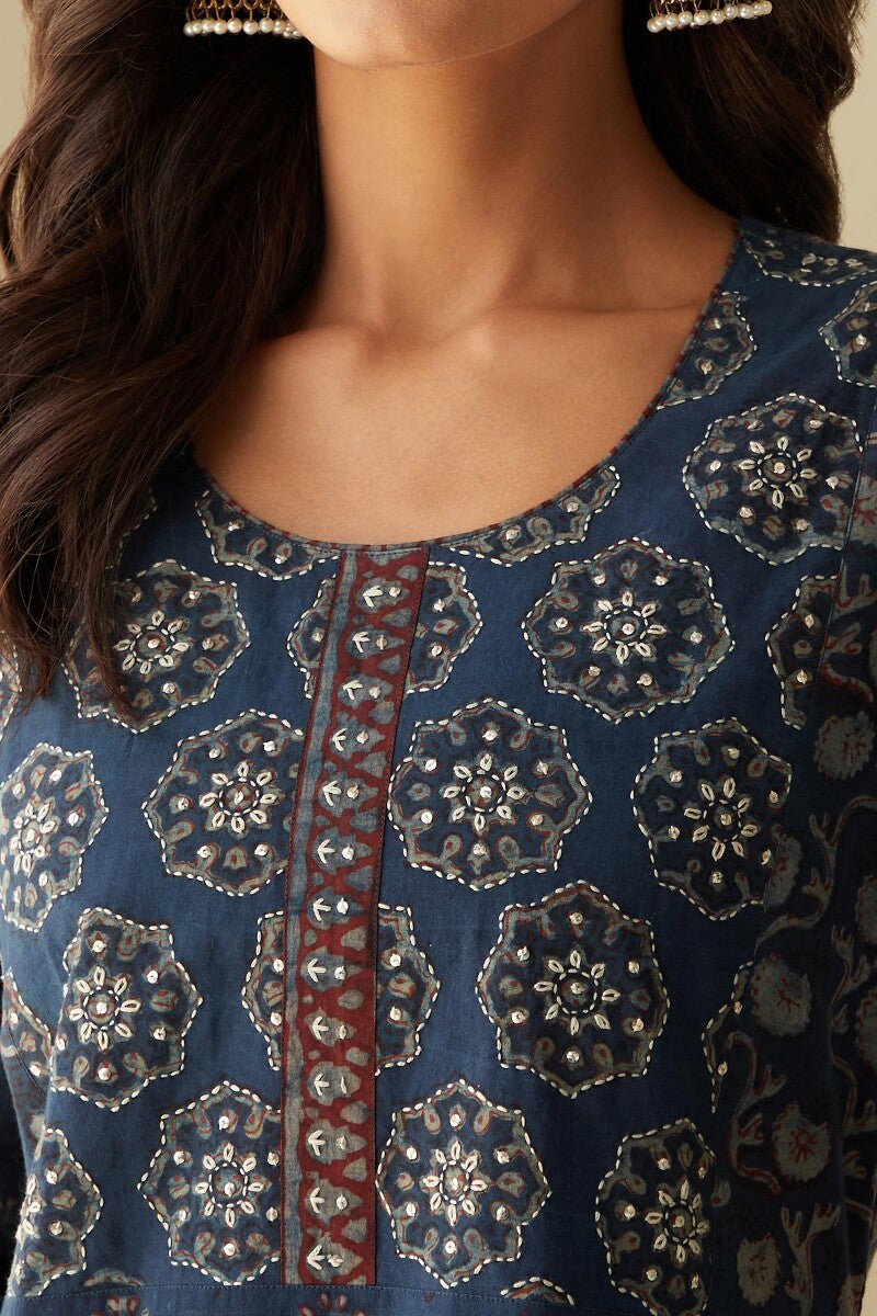 Rehnuma Azarin Kurta