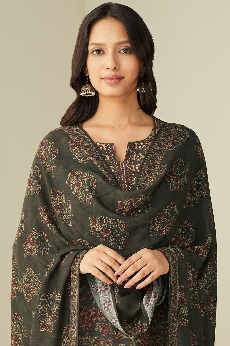Mahnoor Nadiya Dupatta