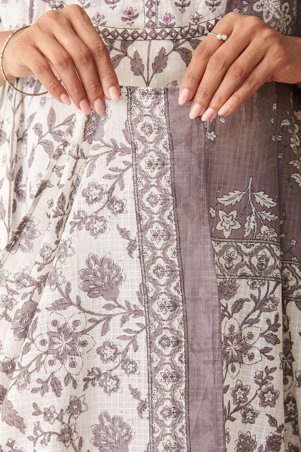 Gauhar Azma Sanganeri Dupatta