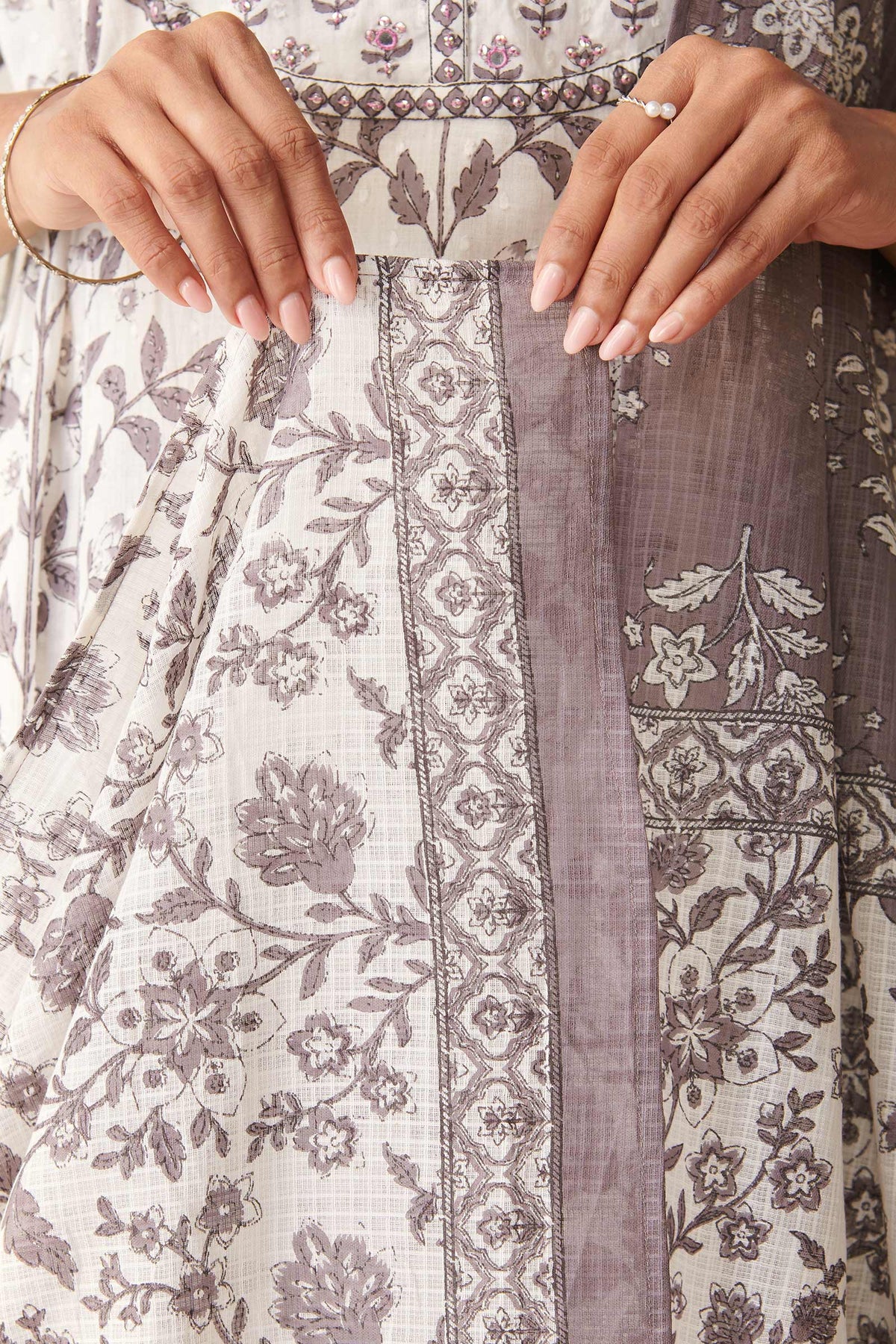 Gauhar Azma Sanganeri Dupatta