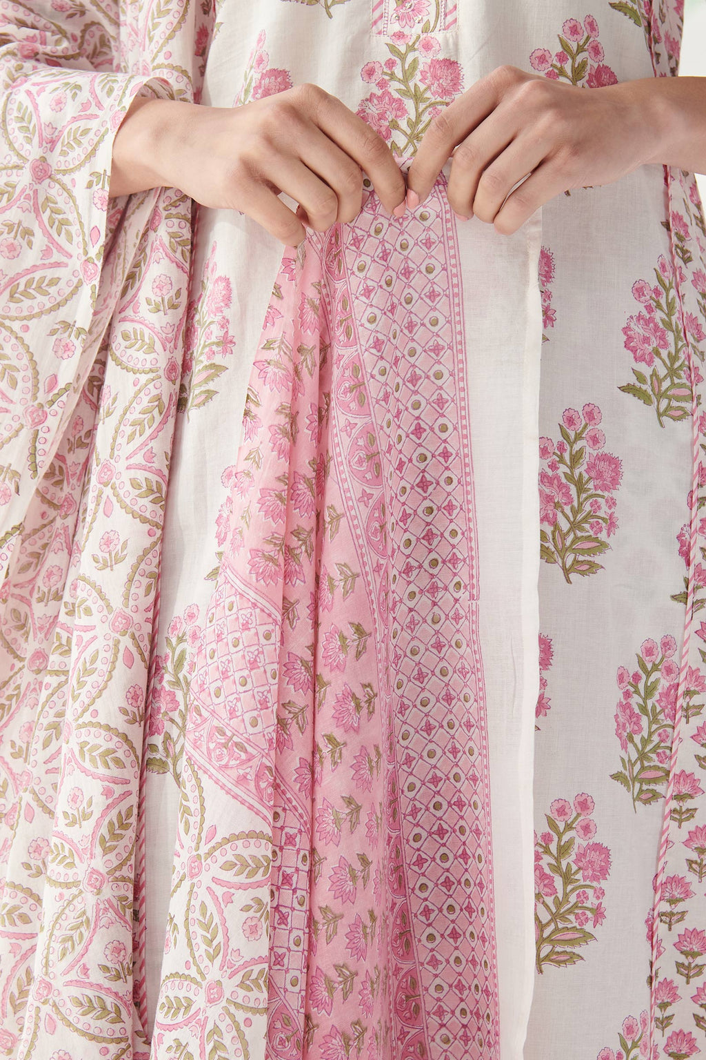 Gulbahar Zubeida Sanganeri Dupatta