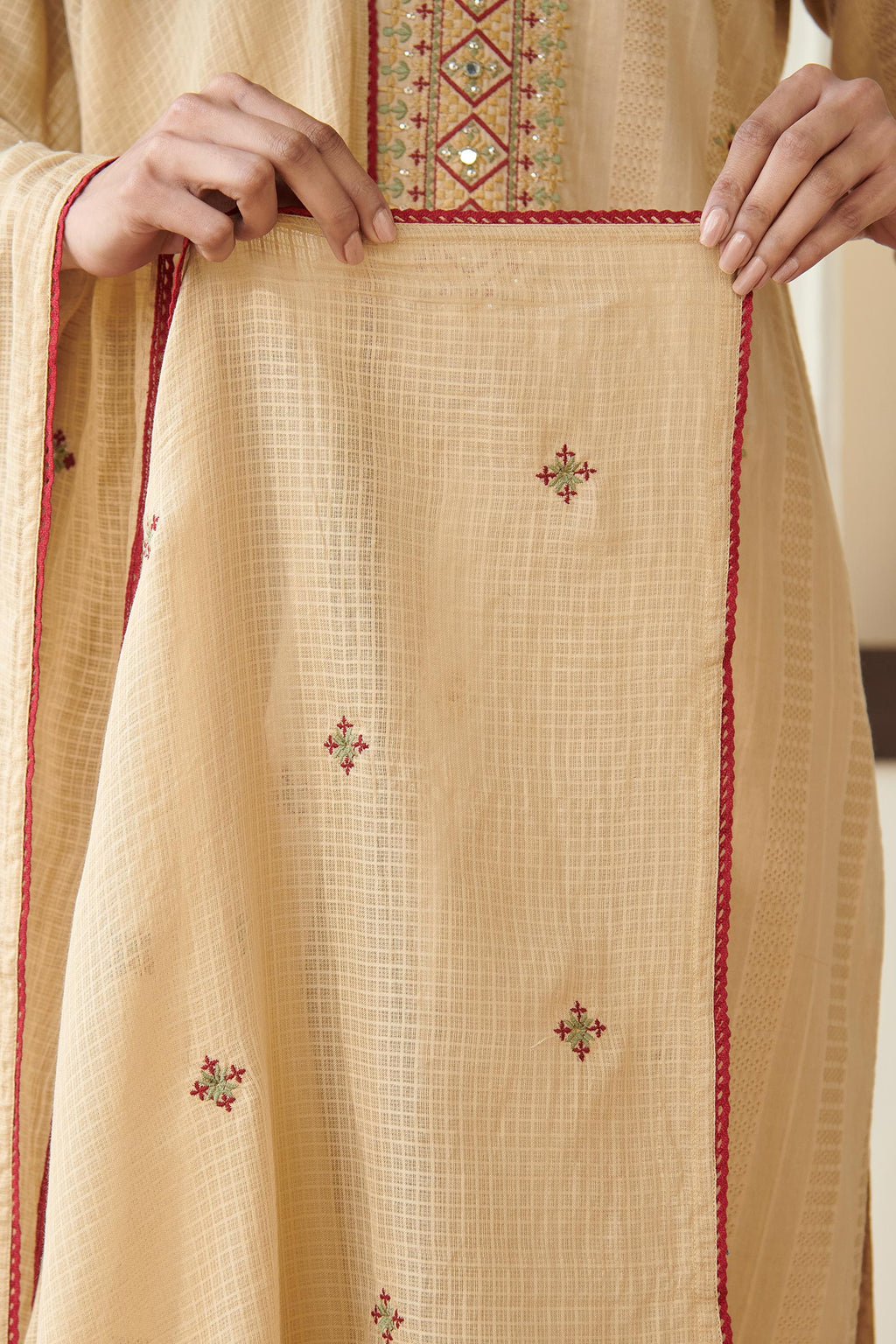 Mehraab Rumeha Beige Dupatta