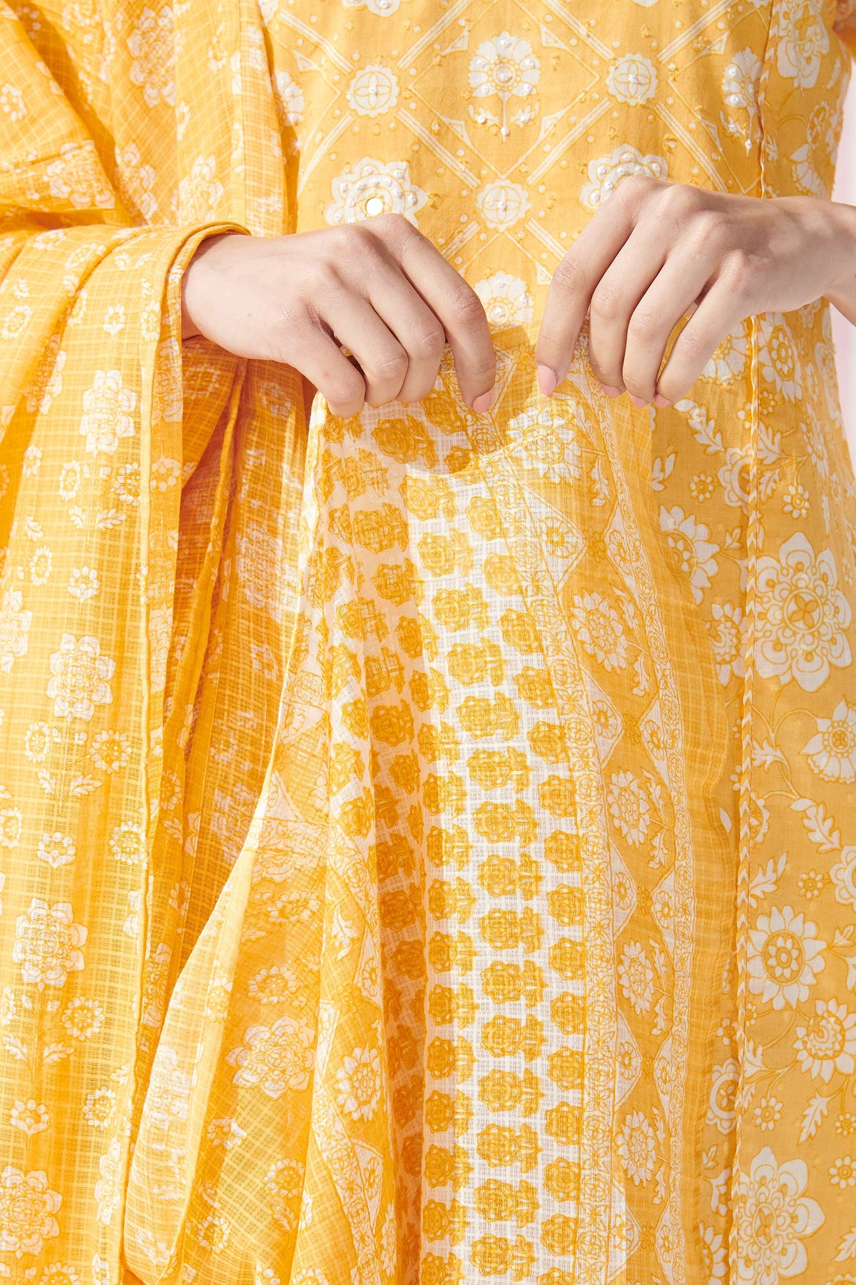 Gulbahar Simran Sanganeri Dupatta