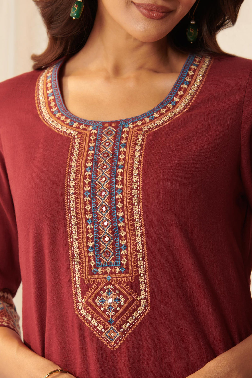 Mehraab Aahana Maroon Kurta