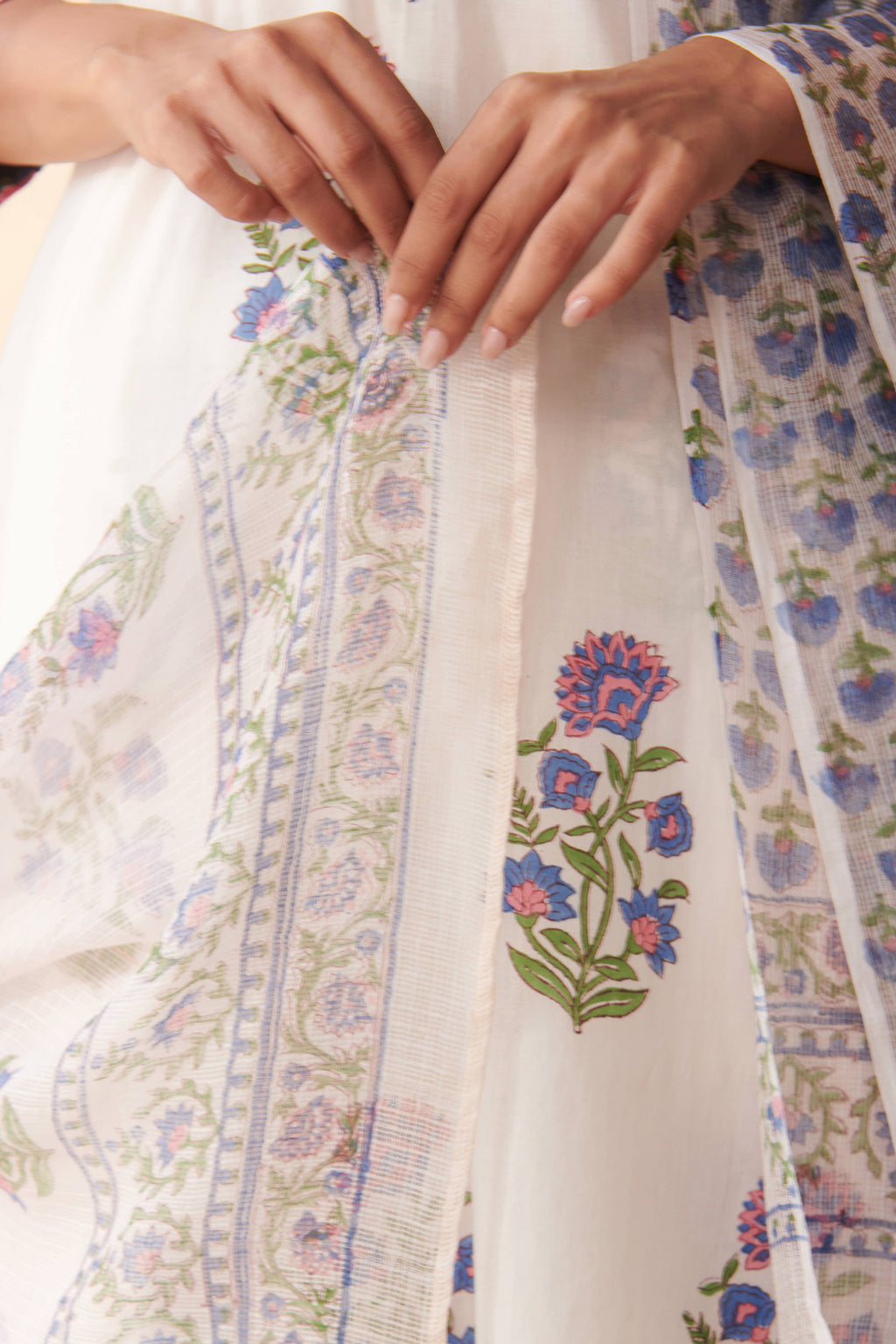Gulbarg Zeinab Sanganeri Dupatta