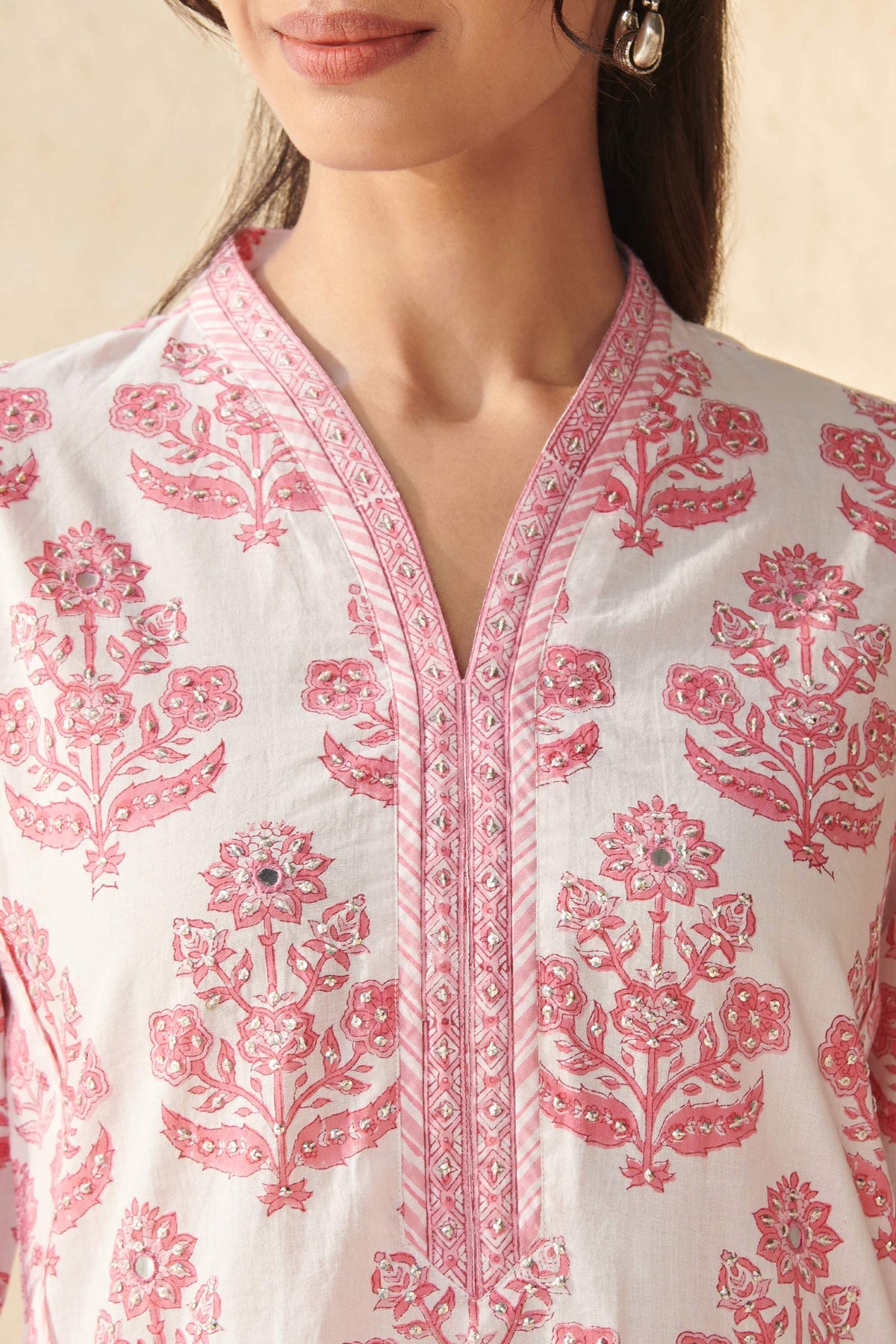 Gulbarg Shaira Sanganeri Kurta