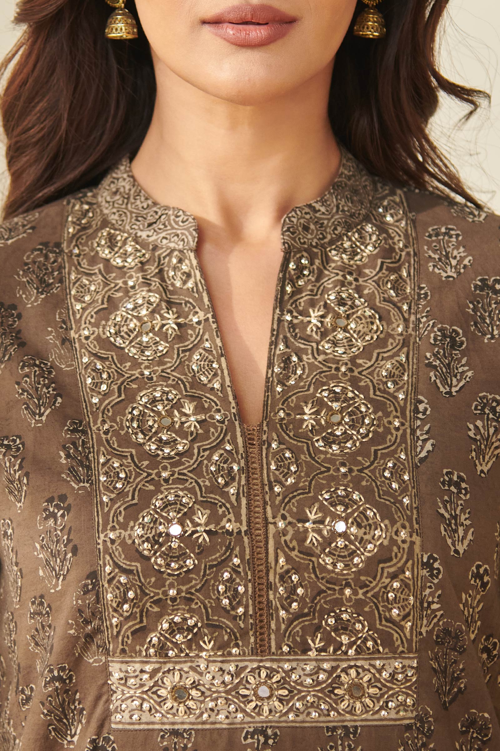 Sehra Zaira Akola Kurta