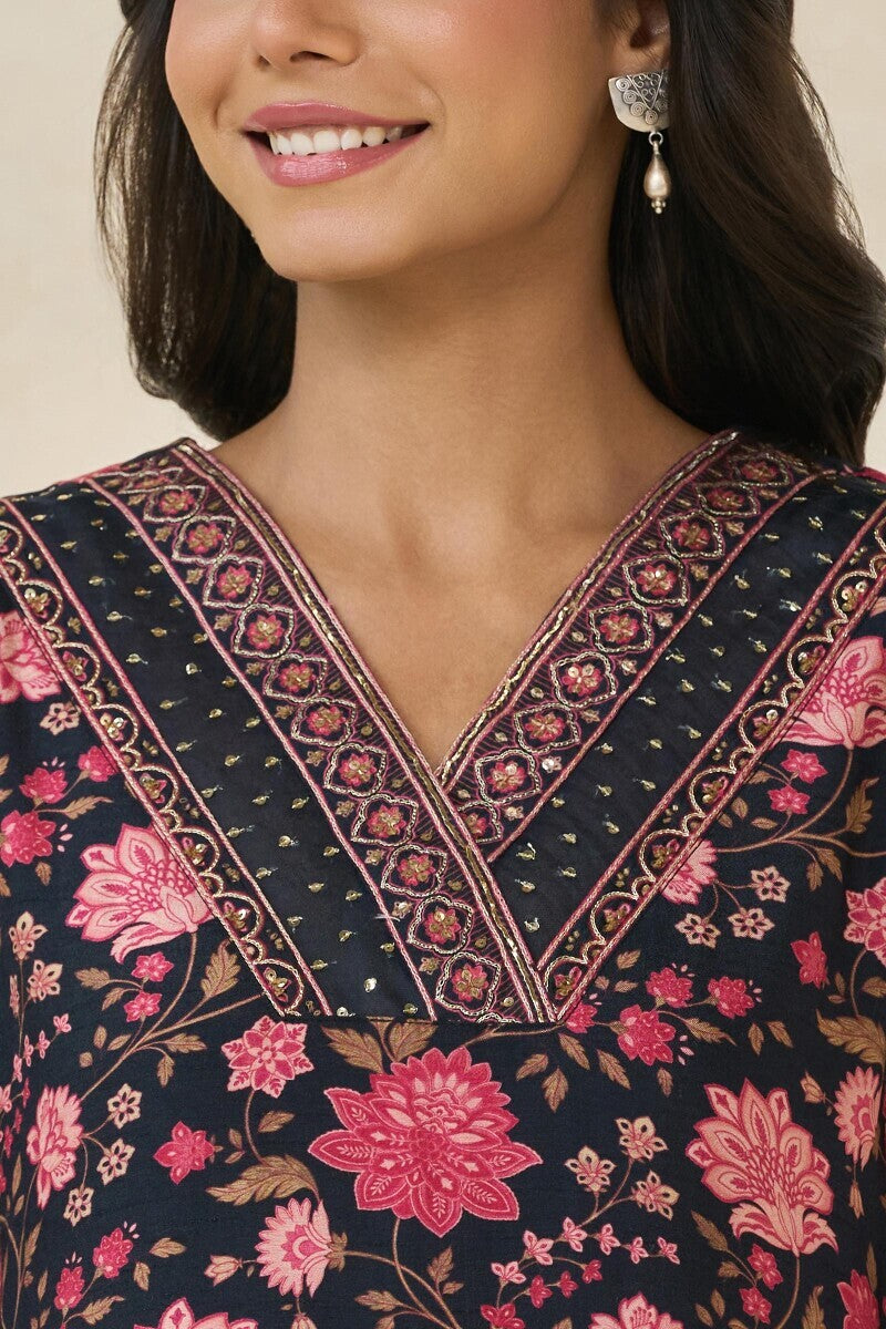 Mehrunissa Sneha Kurta