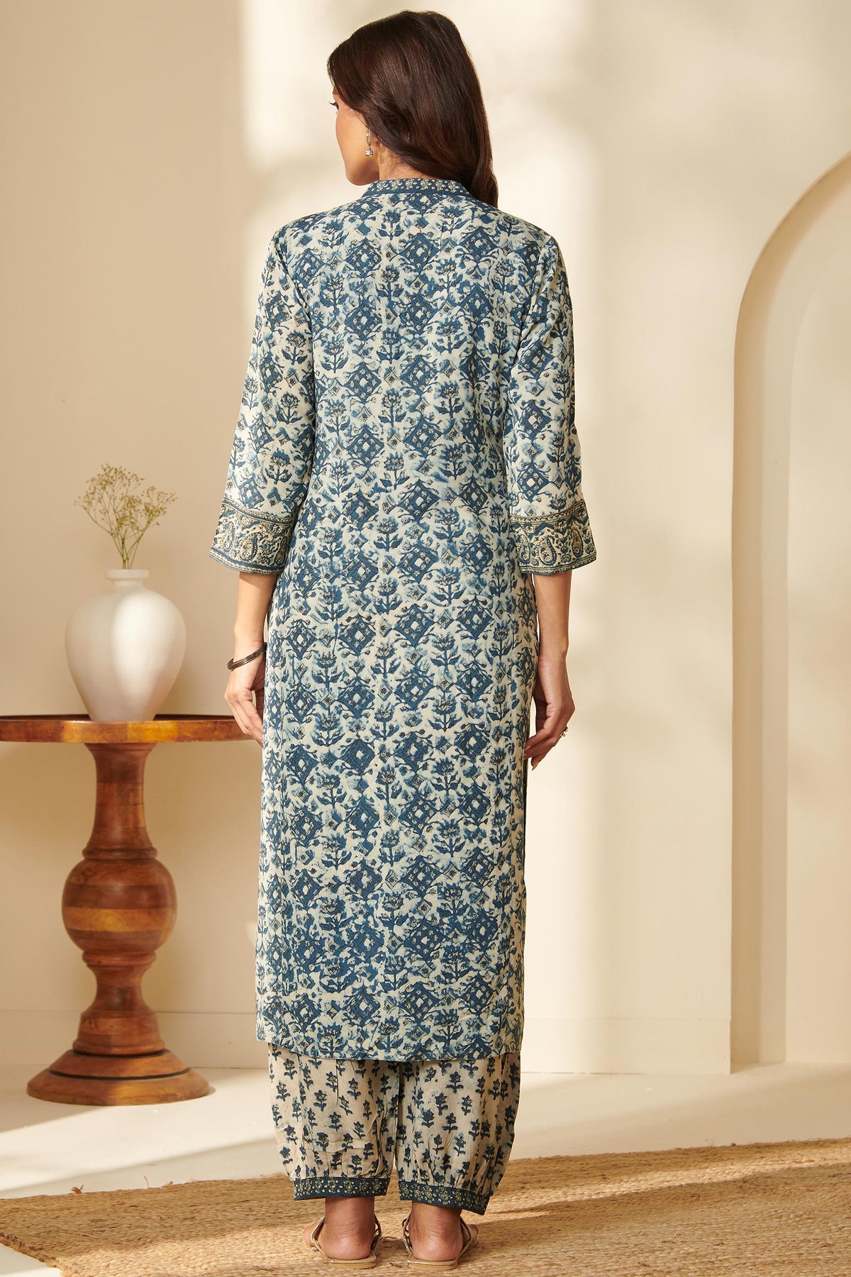 Sehra Saira Akola Kurta