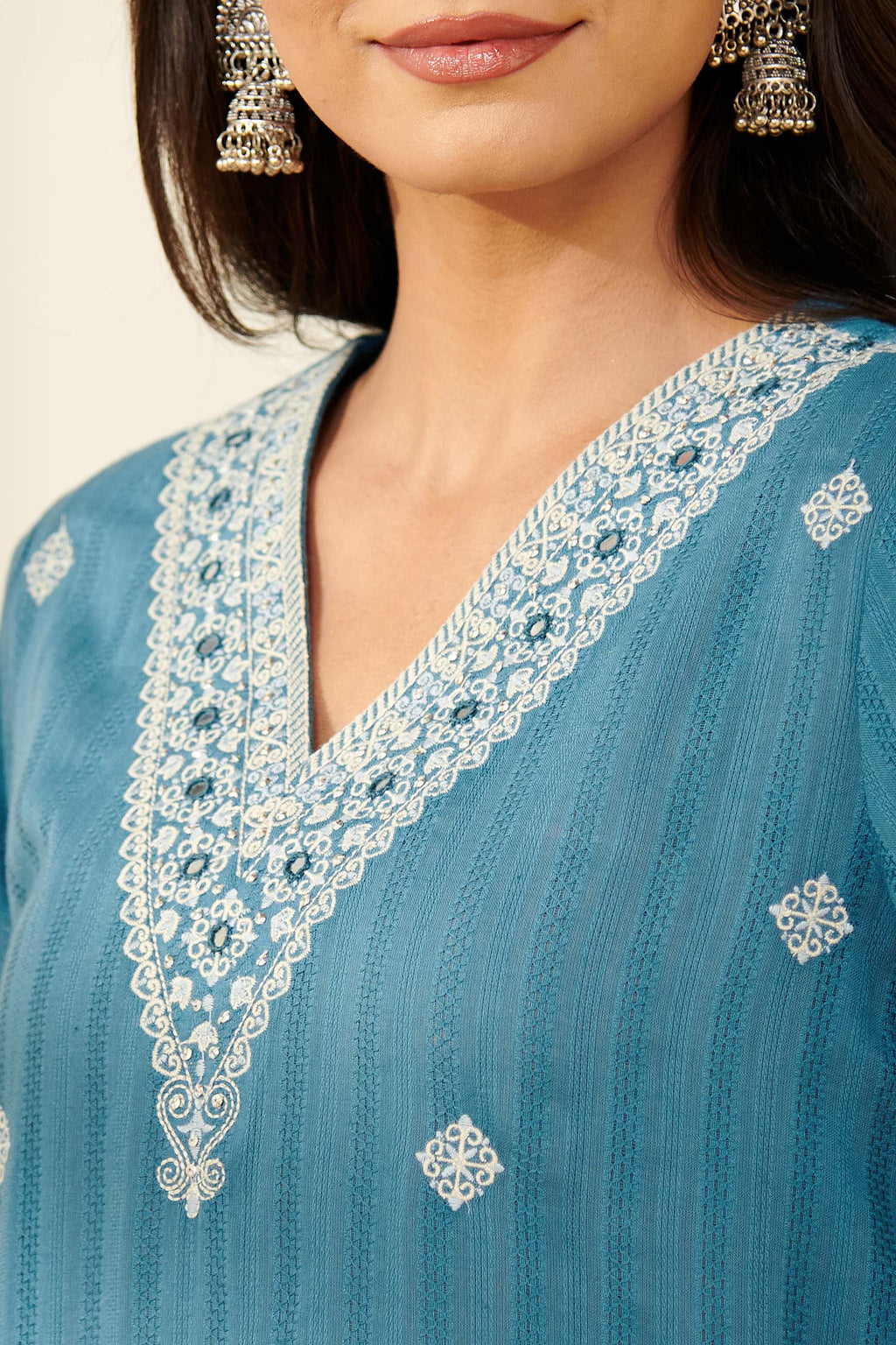 Surplus: Mehraab Wahida Blue Kurta