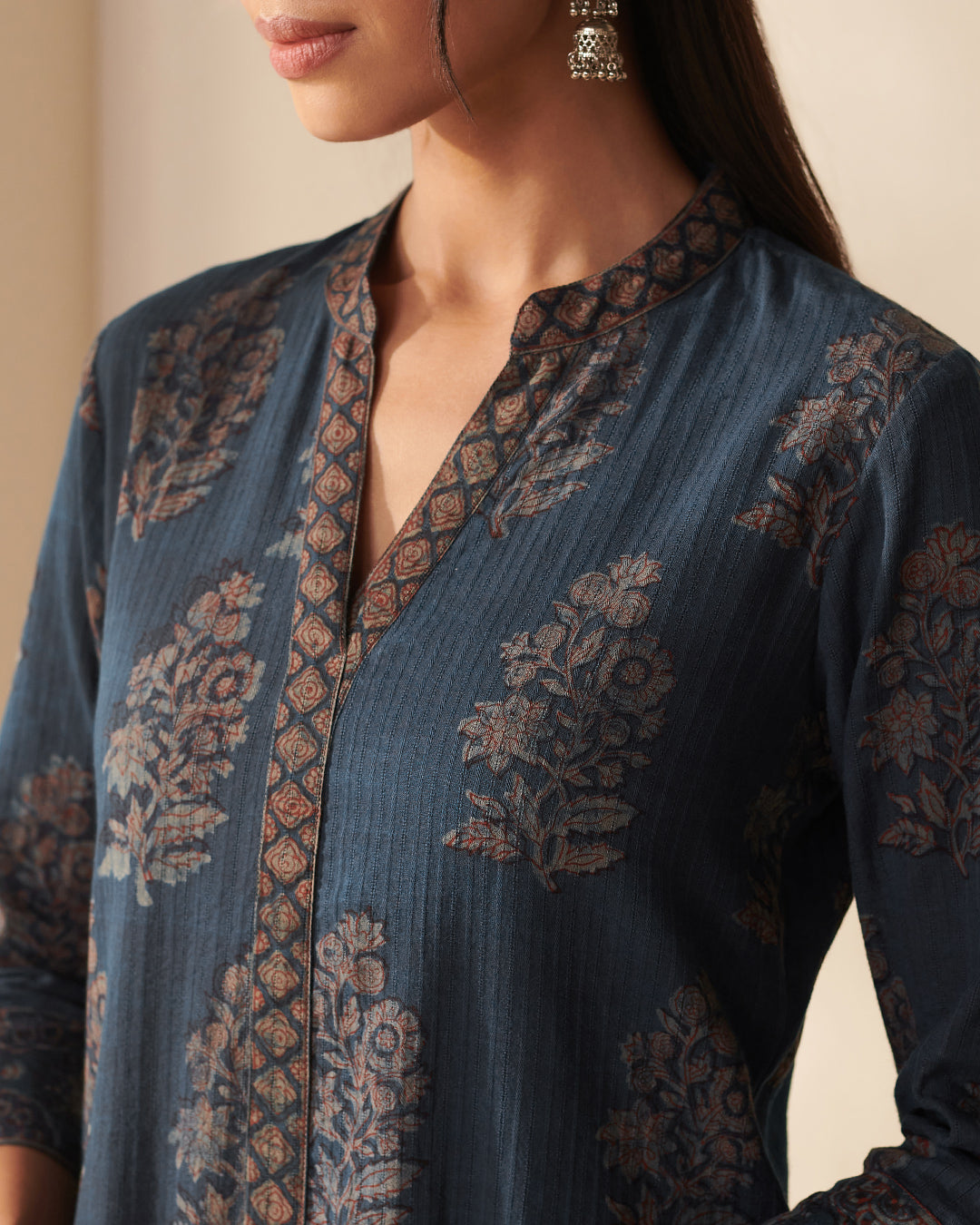Sehra Fahima Akola Dabu Kurta