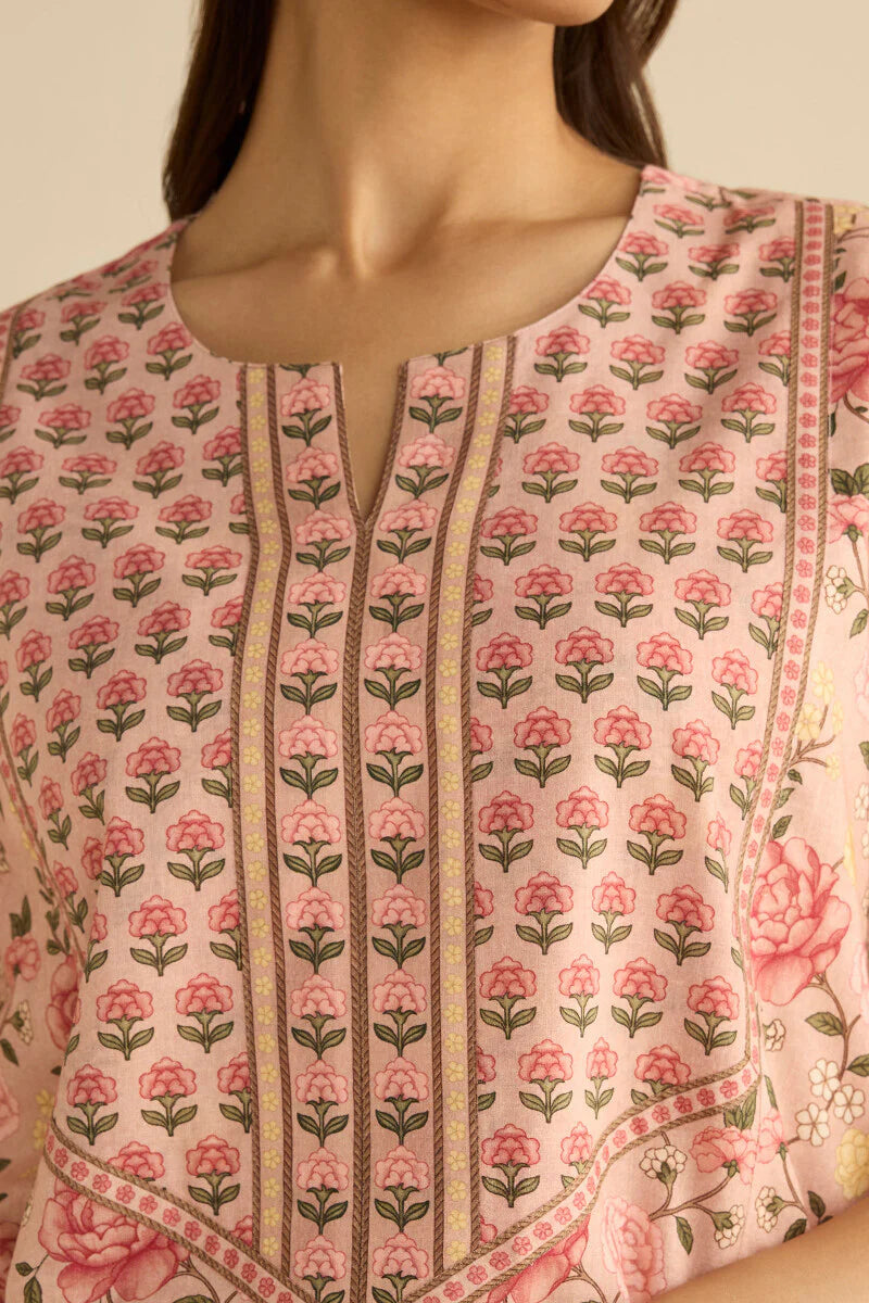 Surplus: Gulraiz Nida Kaftan