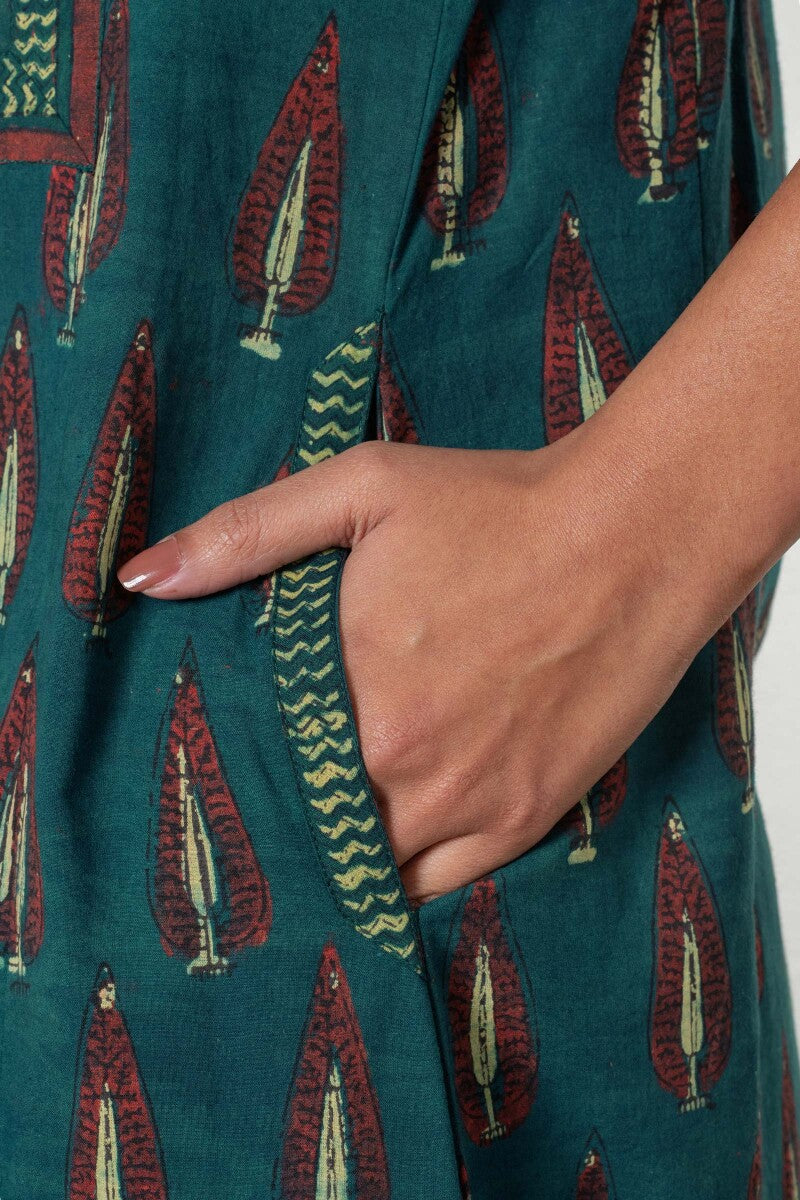 Sehra Rabia Ajrak Kaftan
