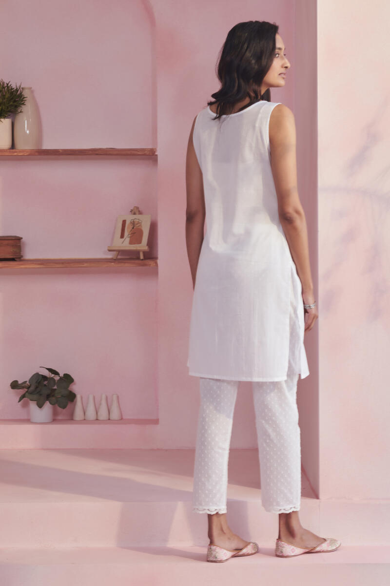 Raahat White Slip