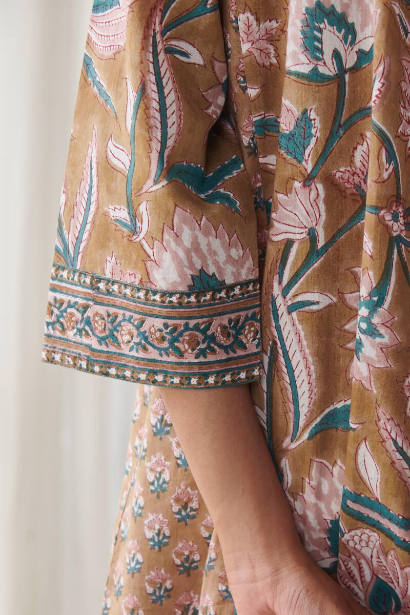 Gauhar Shahida Sanganeri Kaftan