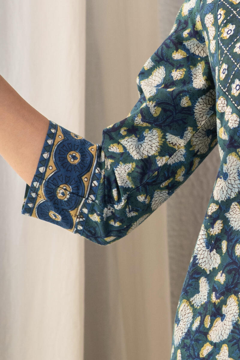 Sehra Inaya Bagru Kurta