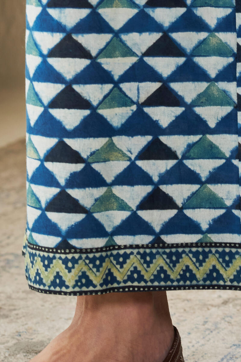 Sehra Zeniya Ajrak Farsi