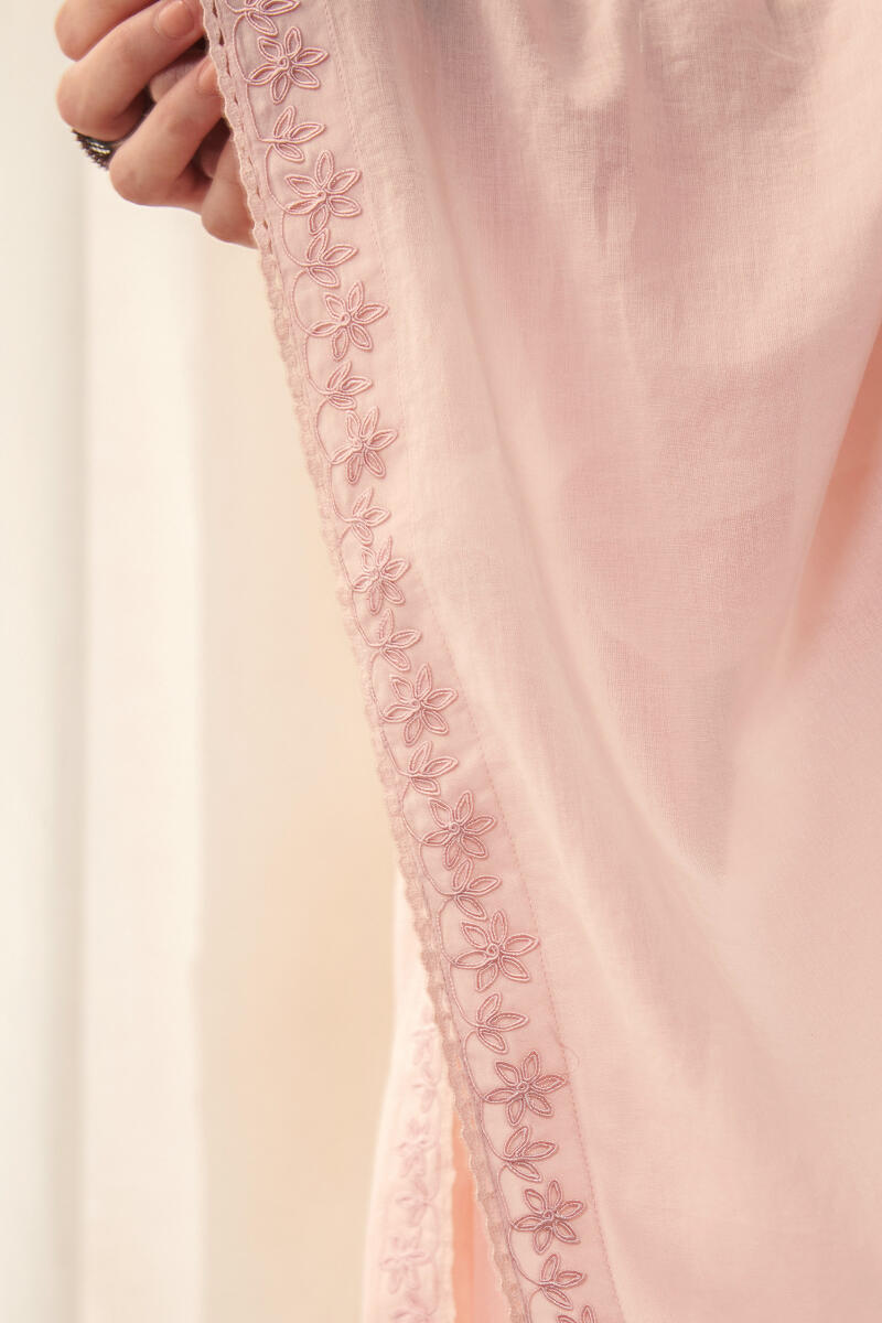 Mirza Yasmine Dupatta